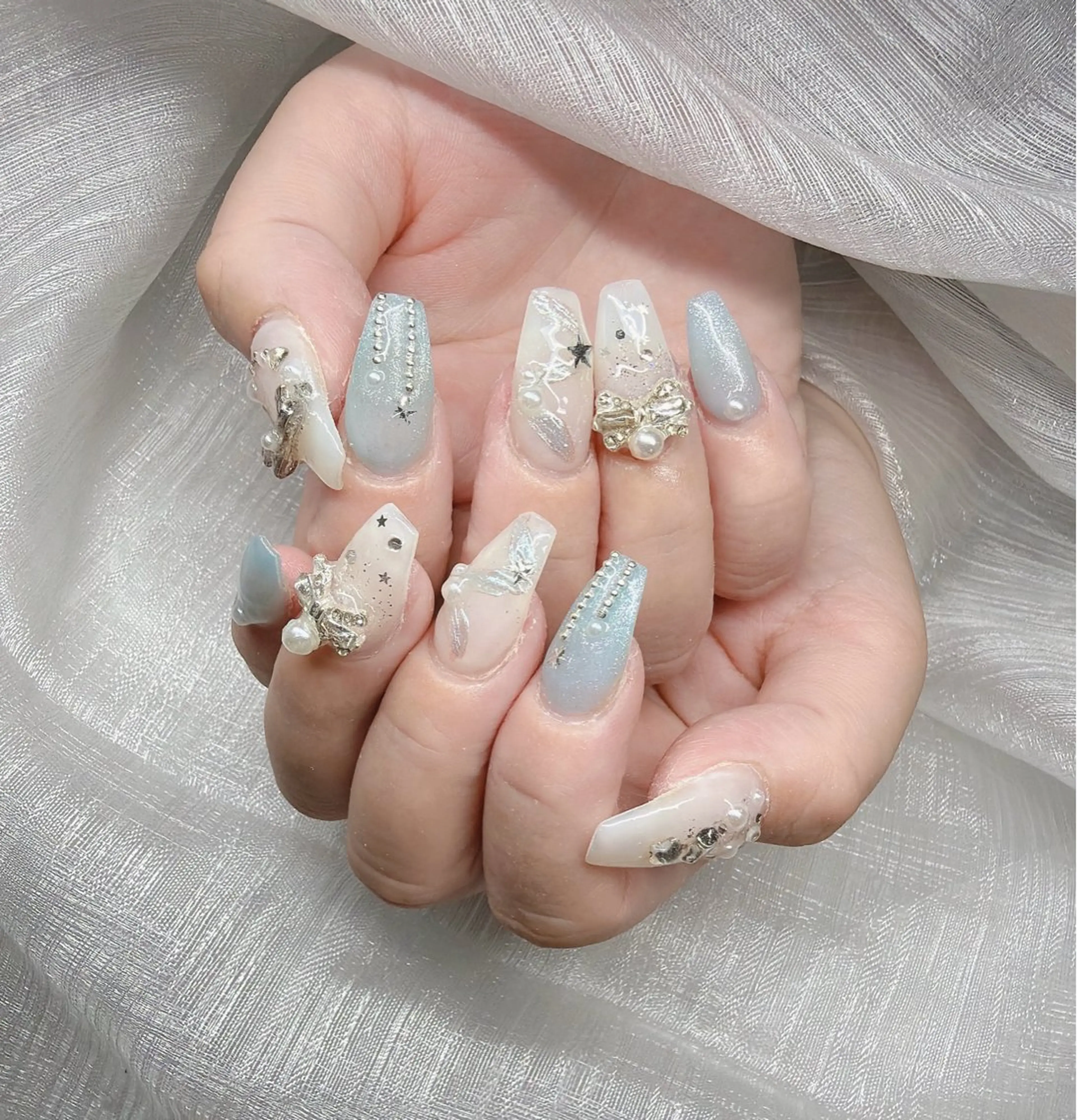 ネイル ハンドネイル Lee Nailsのネイルデザイン