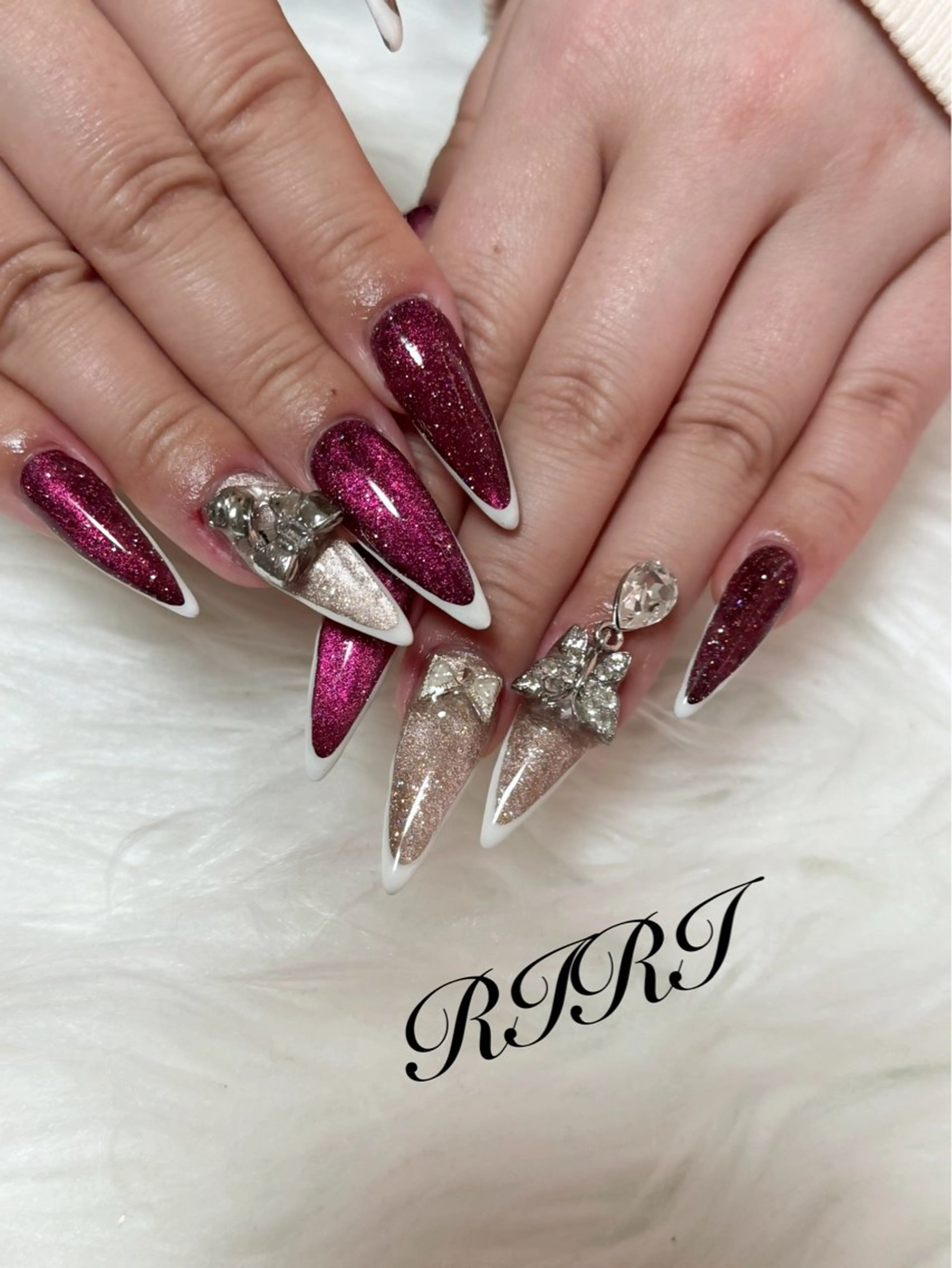 ネイル フラッシュネイル ジェルネイル ロングネイル マグネットネイル スカルプネイル ハンドネイル riri オーナーのネイルデザイン