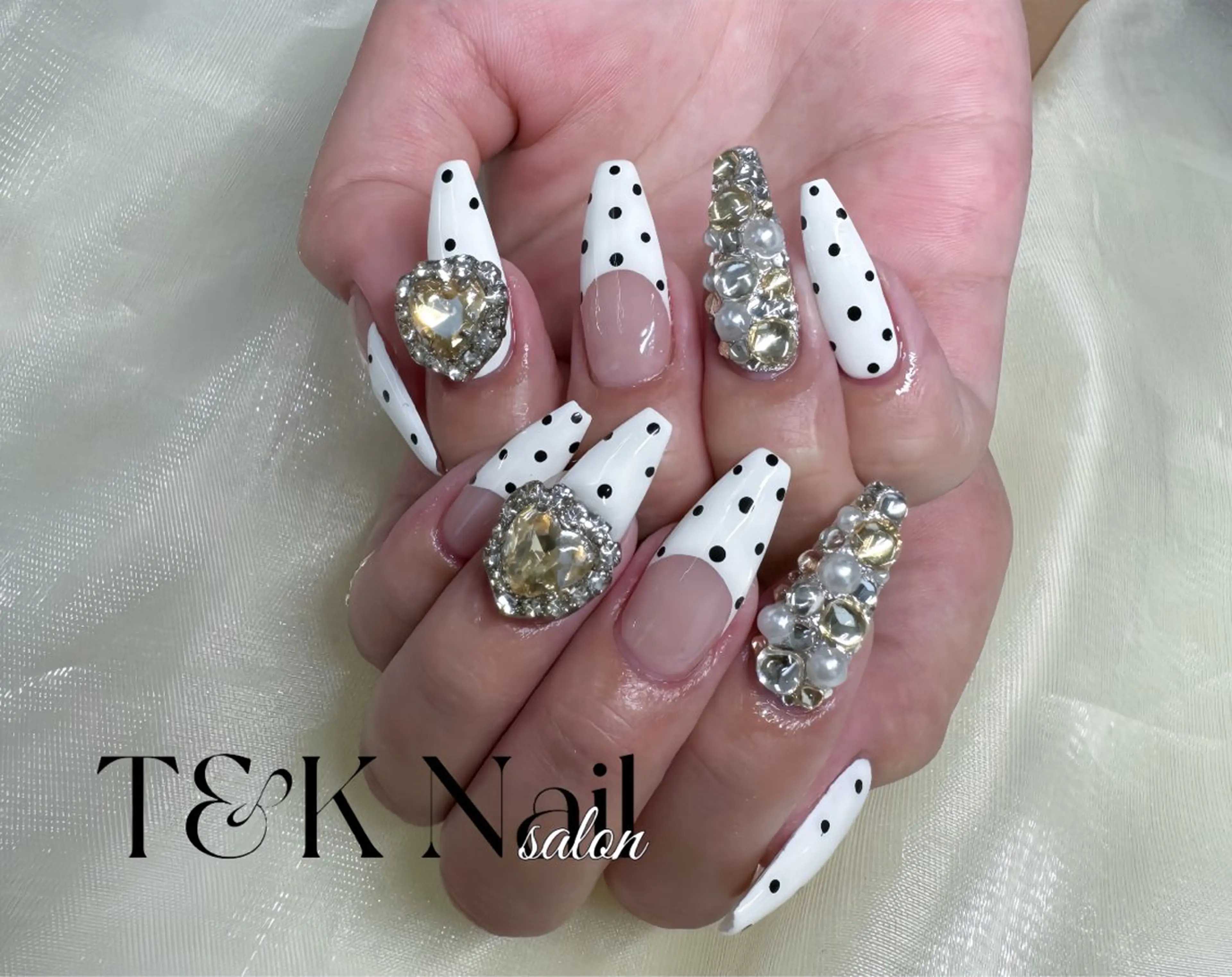 ネイル ハンドネイル ༺༒T&K nail ༒༻のネイルデザイン