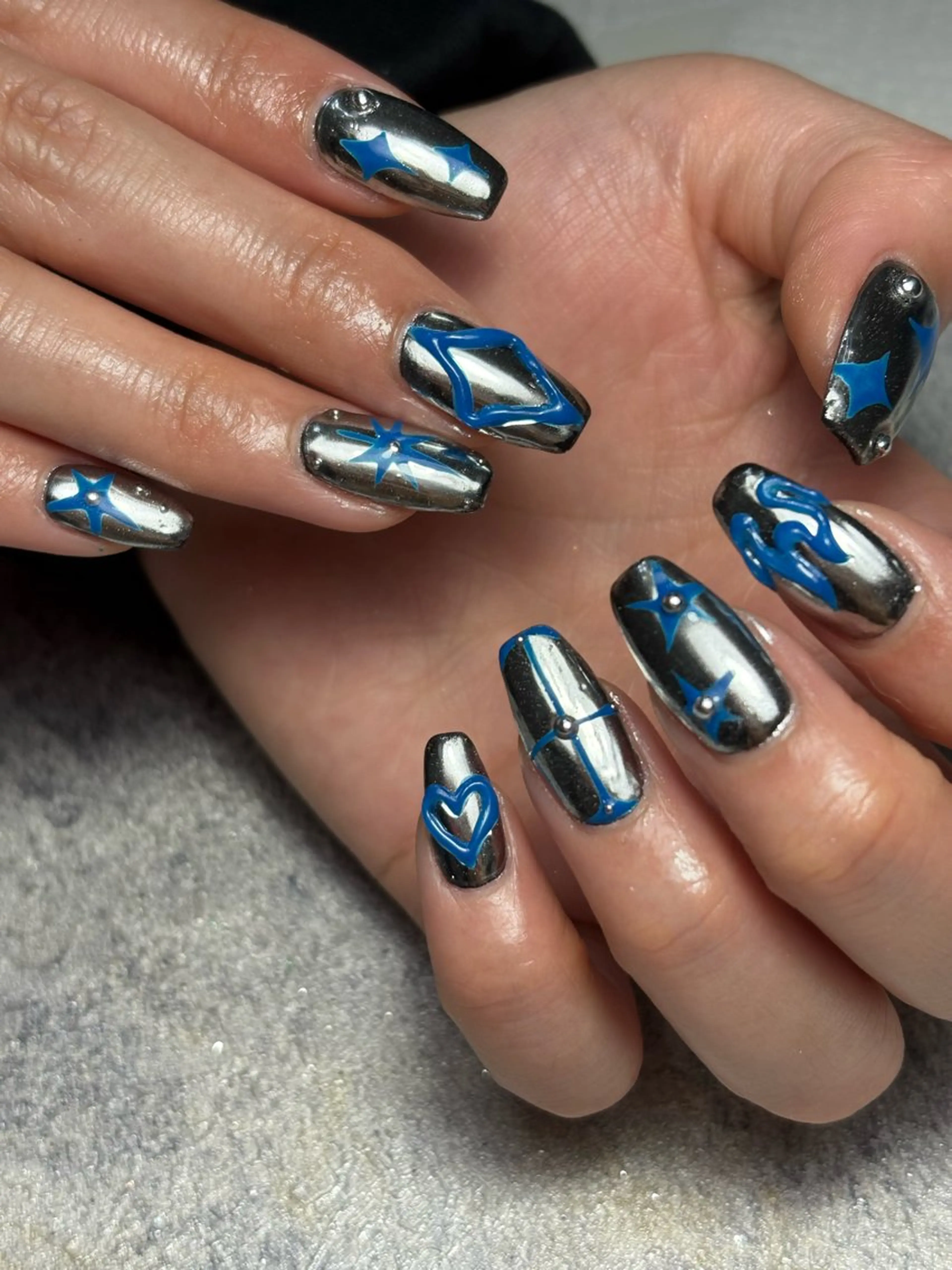 ネイル ハンドネイル フットネイル ✴︎ Delightのネイルデザイン