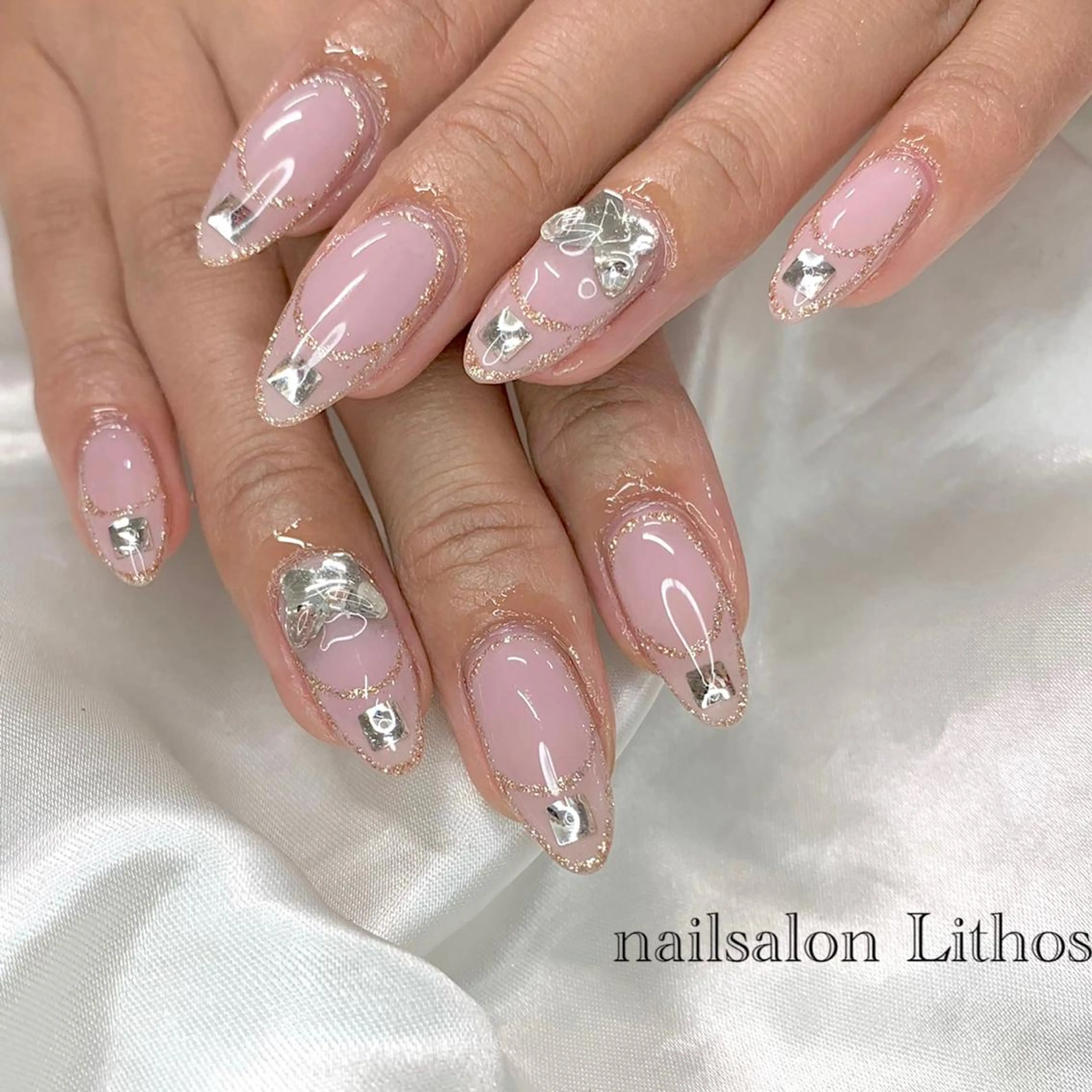 ネイル 氷ネイル・うるうるネイル ハンドネイル nailsalon Lithos所属・nailsalon Recontreのネイルデザイン