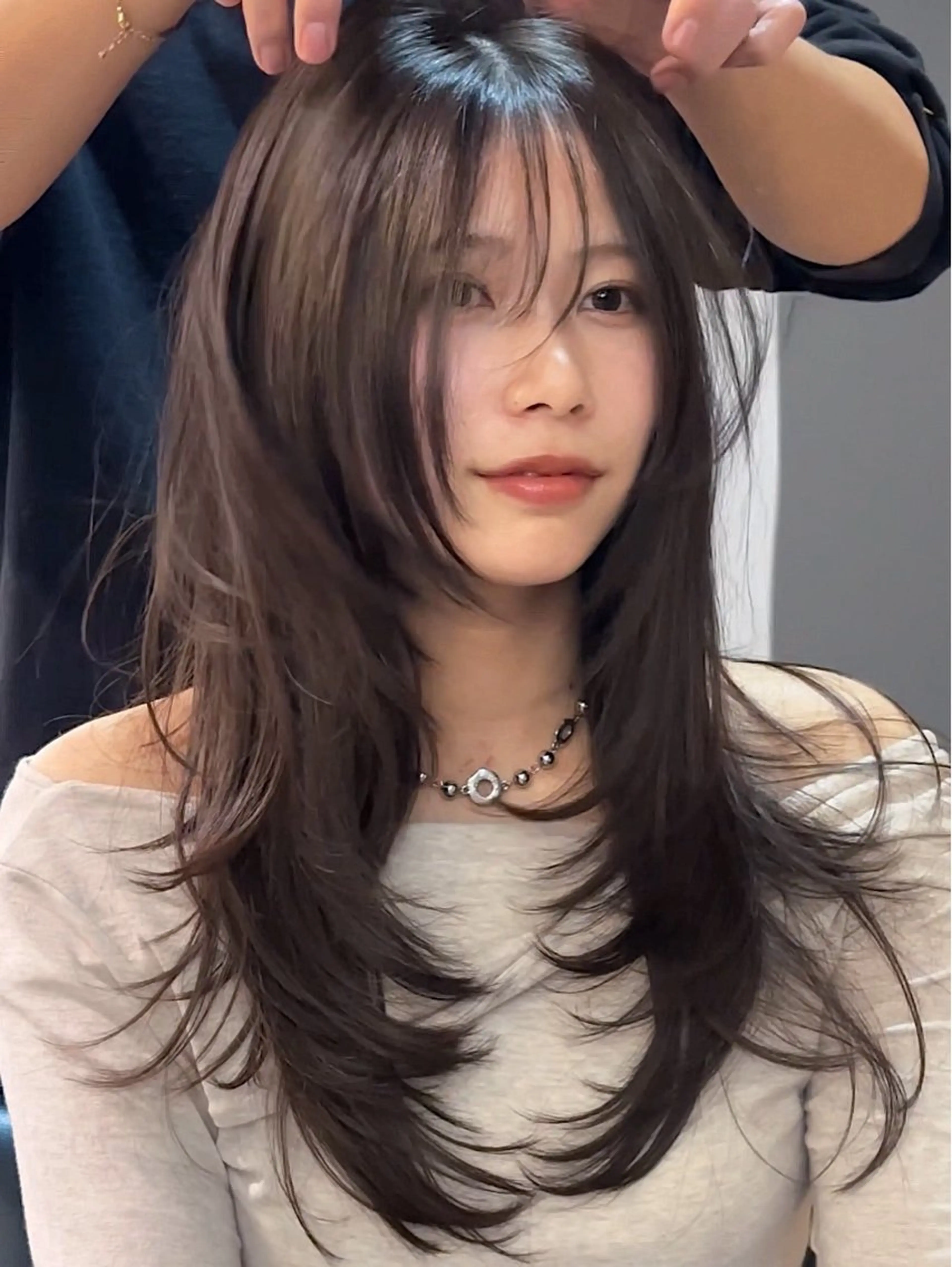カラー 日下 知七里のヘアスタイル