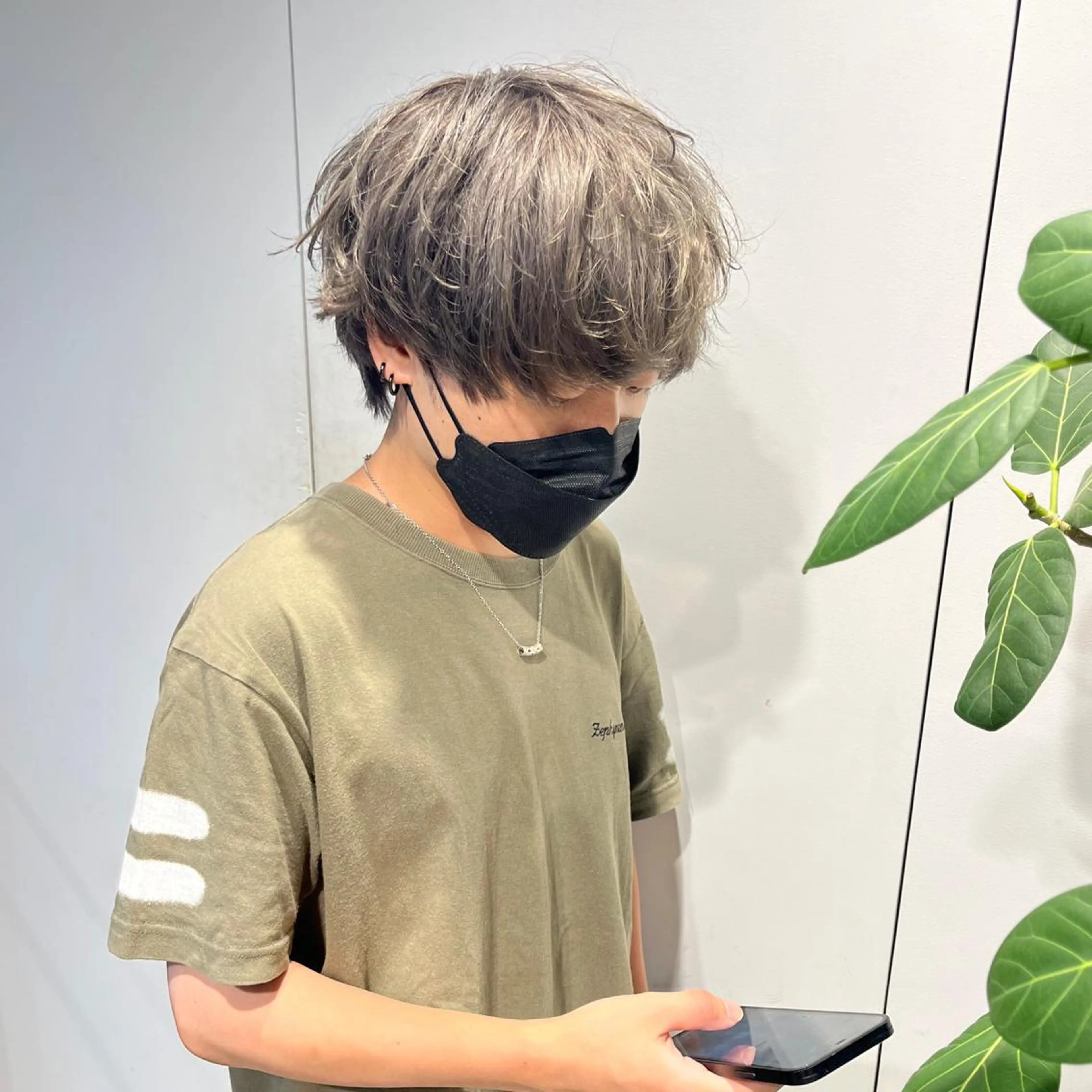 ショート カラー ヘアアレンジ メンズ メンズブリーチ メンズハイトーン マッシュウルフ マッシュ メンズウルフカット メンズパーマの達人 🌟川内絵人のヘアスタイル