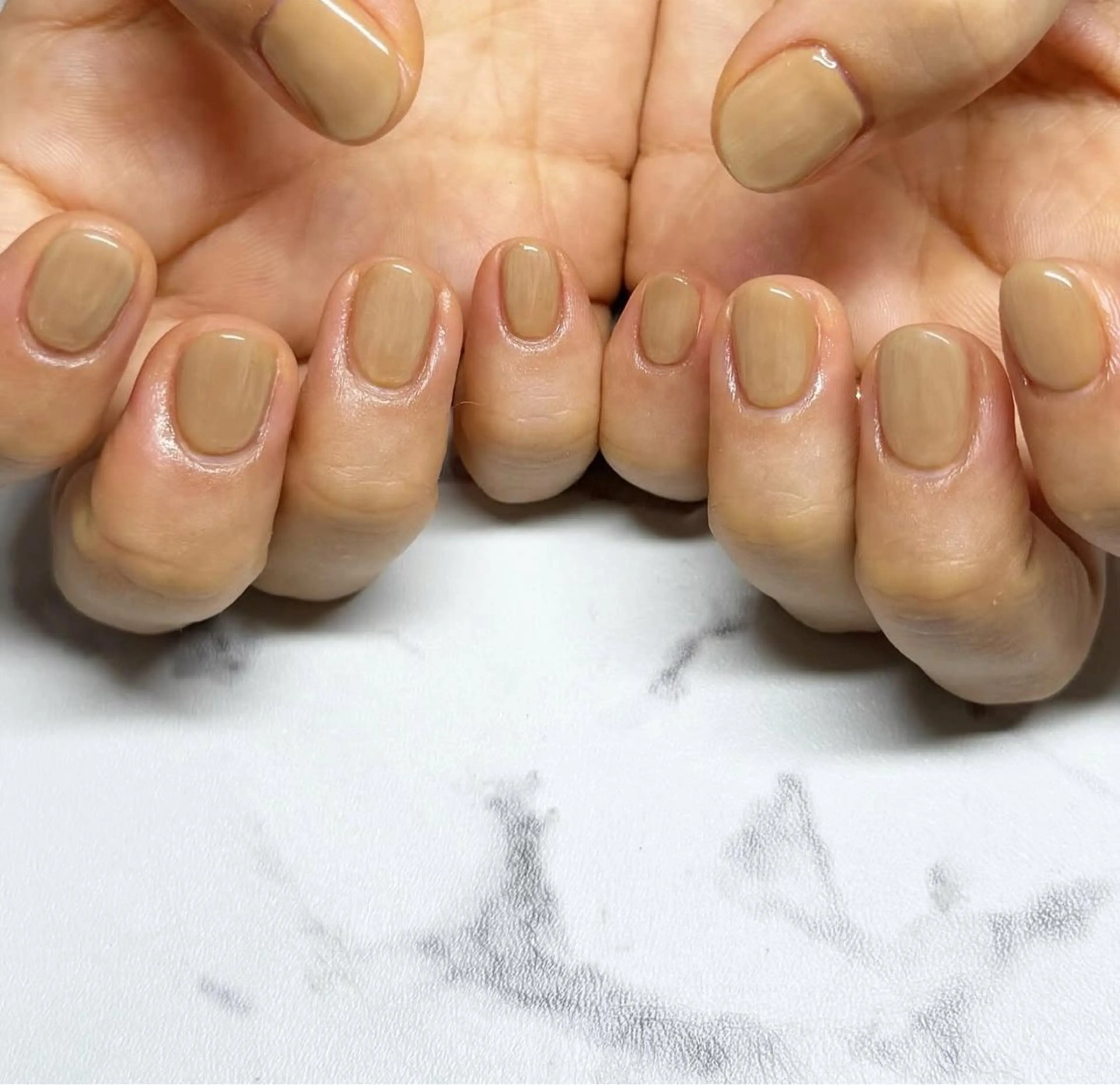 ネイル ワンカラーネイル シンプルネイル ハンドネイル フットネイル Chitti yuuriのネイルデザイン