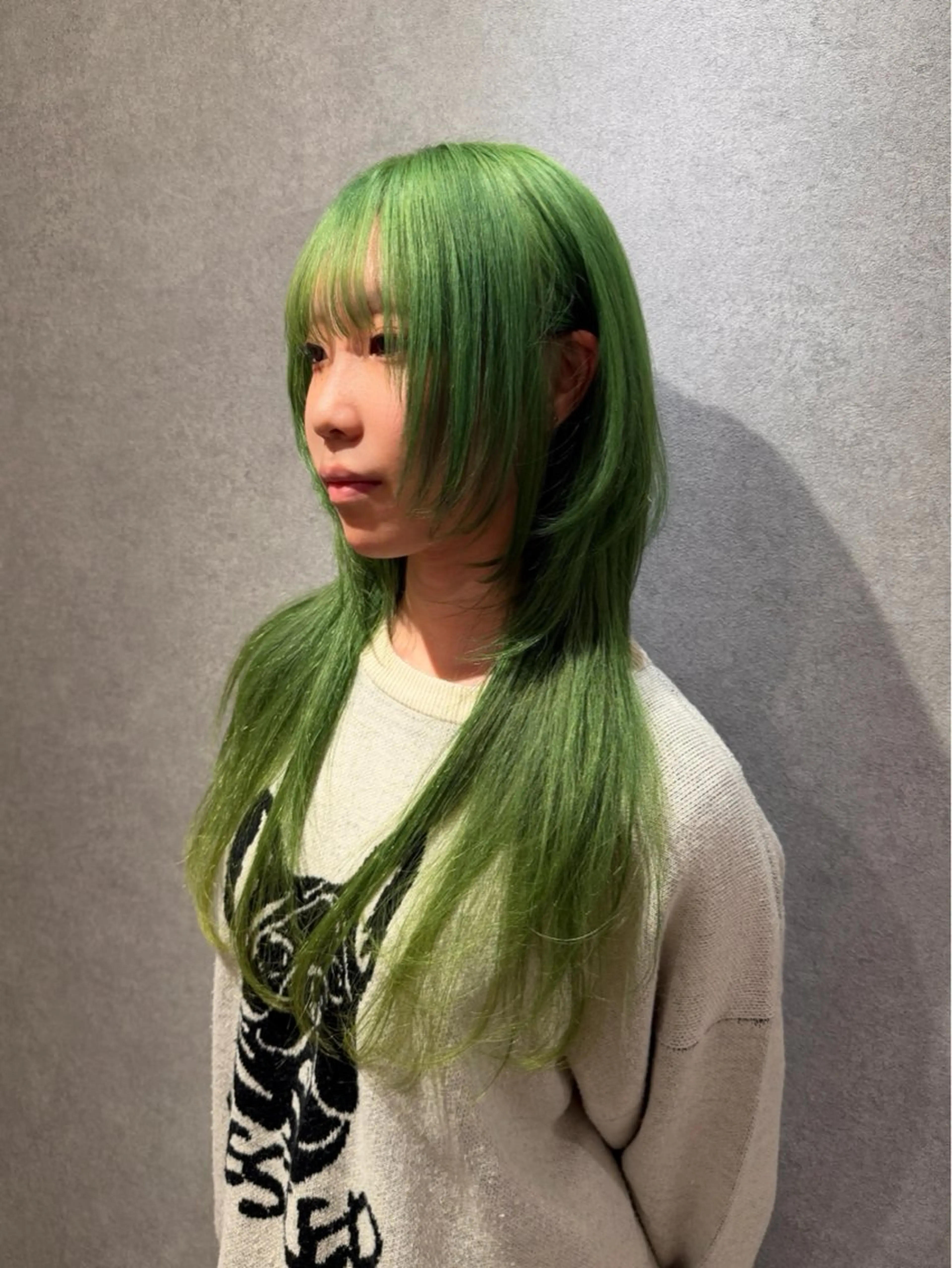 ロング カラー カット ヘアカラー トリートメント ハイトーン/ウルフ/ レイヤー/Asukaのヘアスタイル