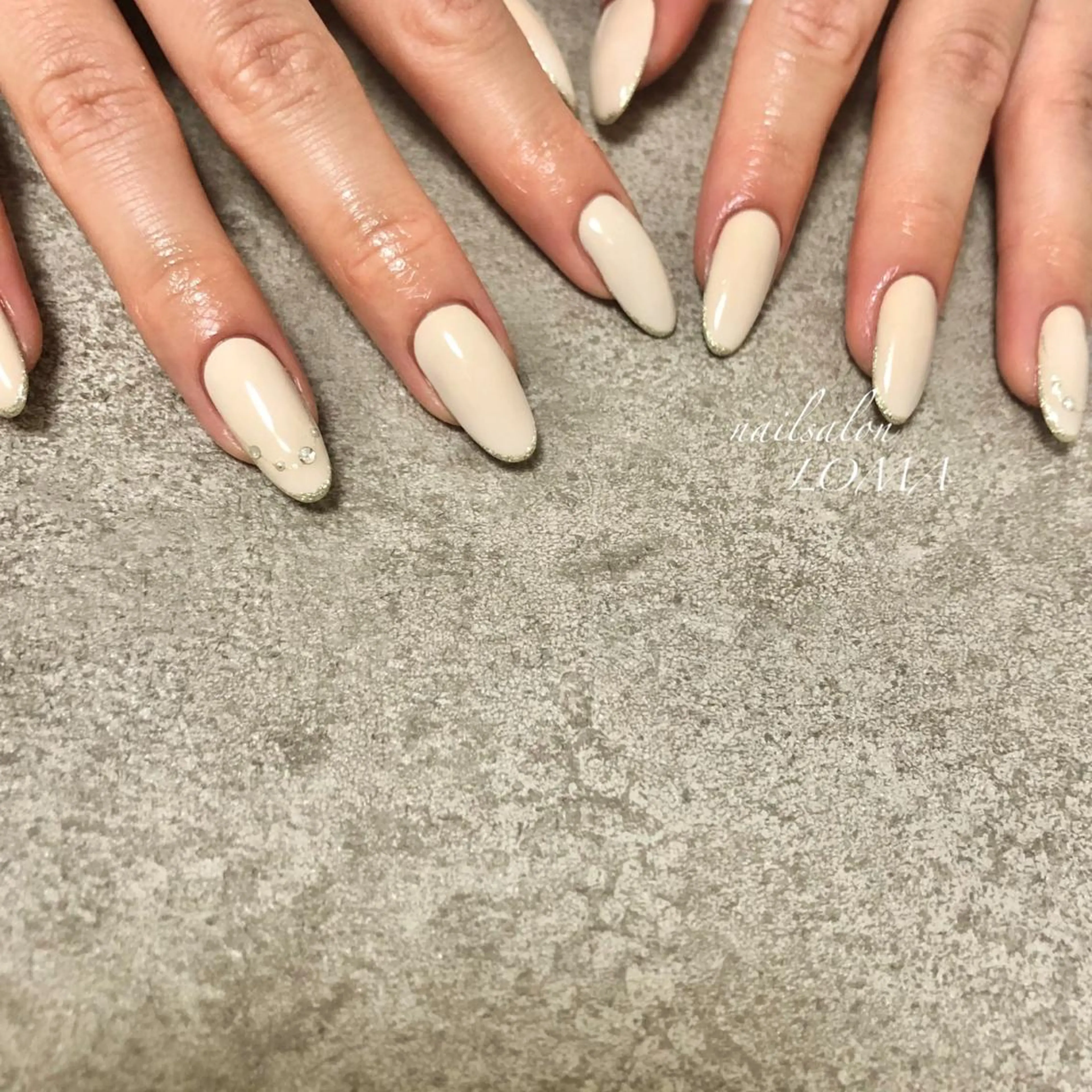 ネイル m-nail所属・m-nail 🌙minamiのネイルデザイン