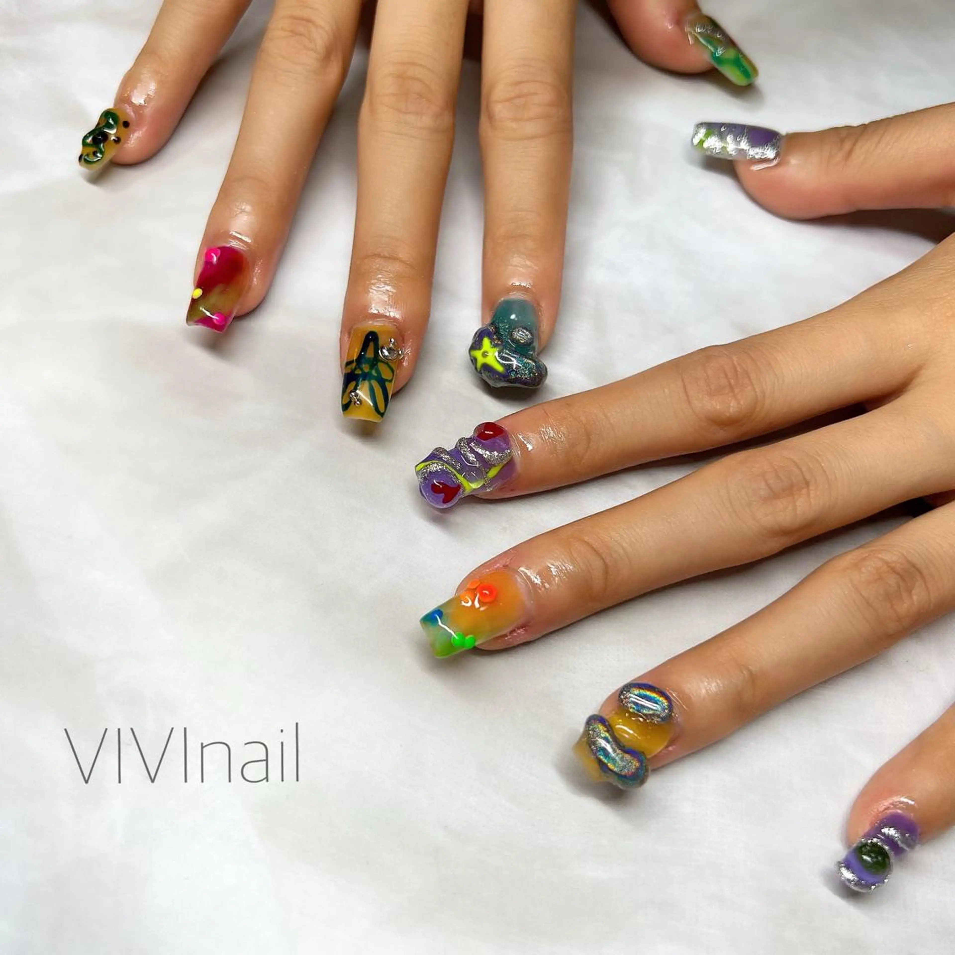 ネイル ハンドネイル vivi nailのネイルデザイン