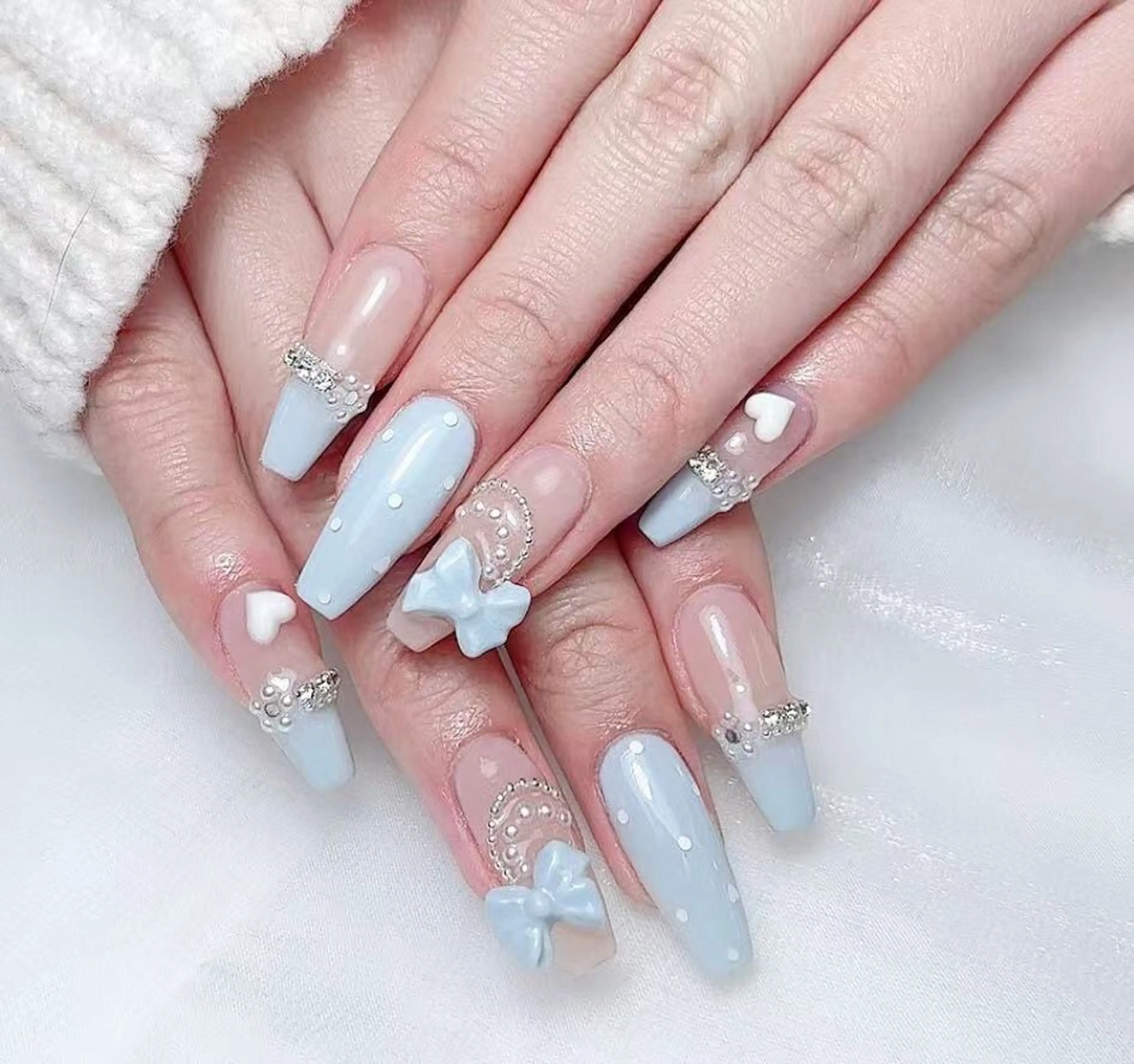 ネイル 🎀M nails✨ ビューティーのネイルデザイン