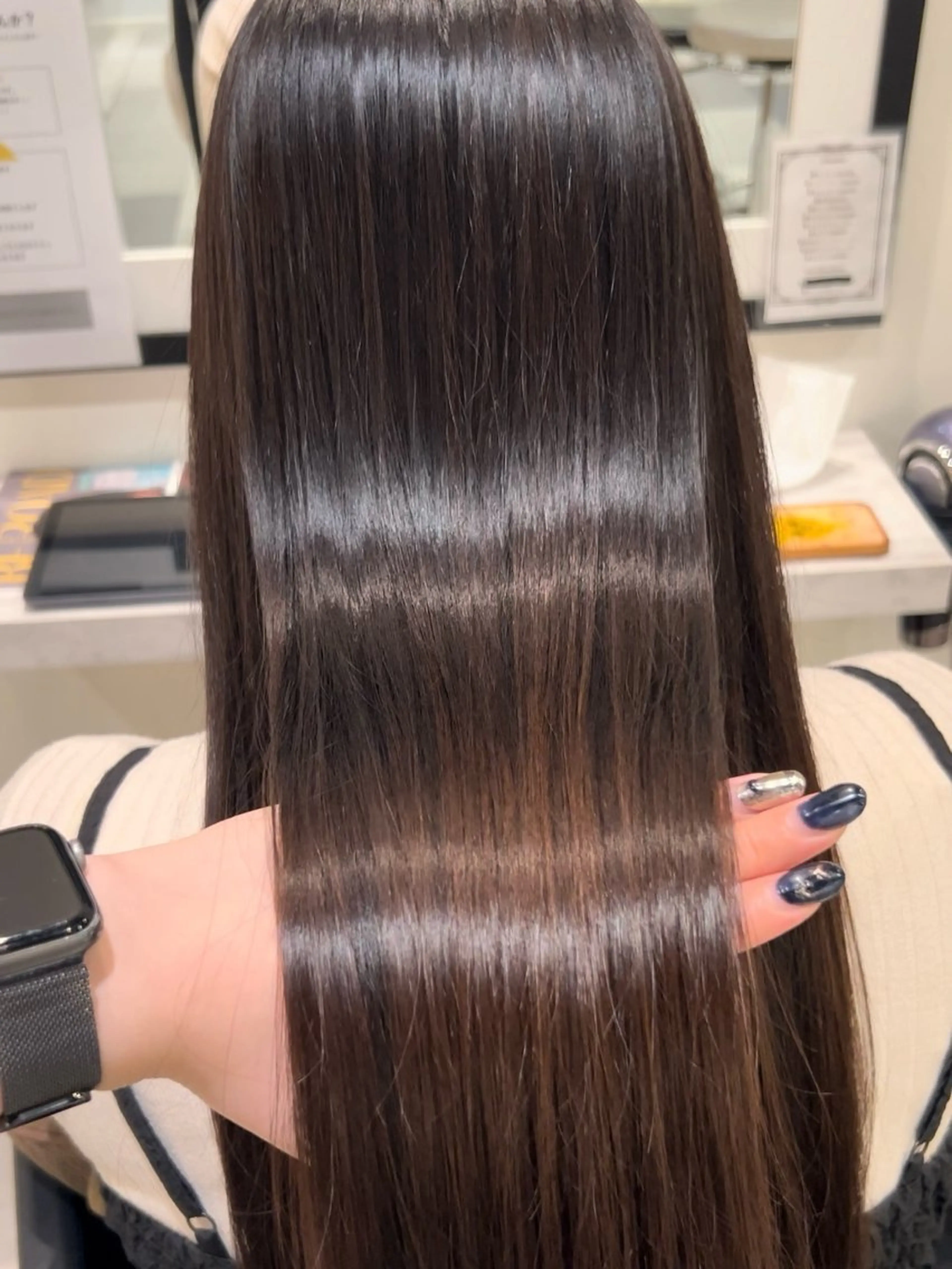 ロング ボブ くびれヘア 縮毛矯正 美髪矯正/ 伊藤 更のヘアスタイル