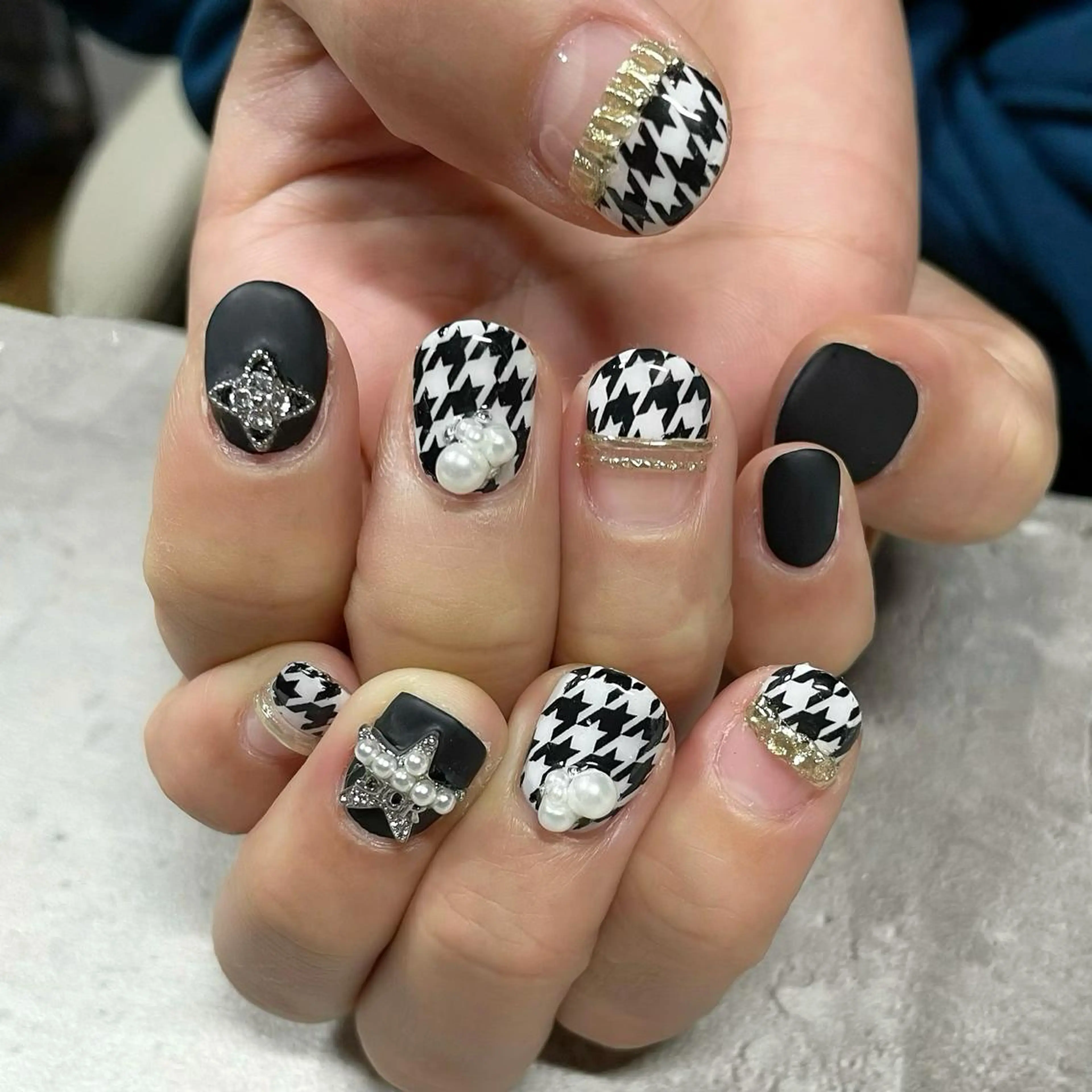 ネイル ジェルネイル 東 千夏のネイルデザイン