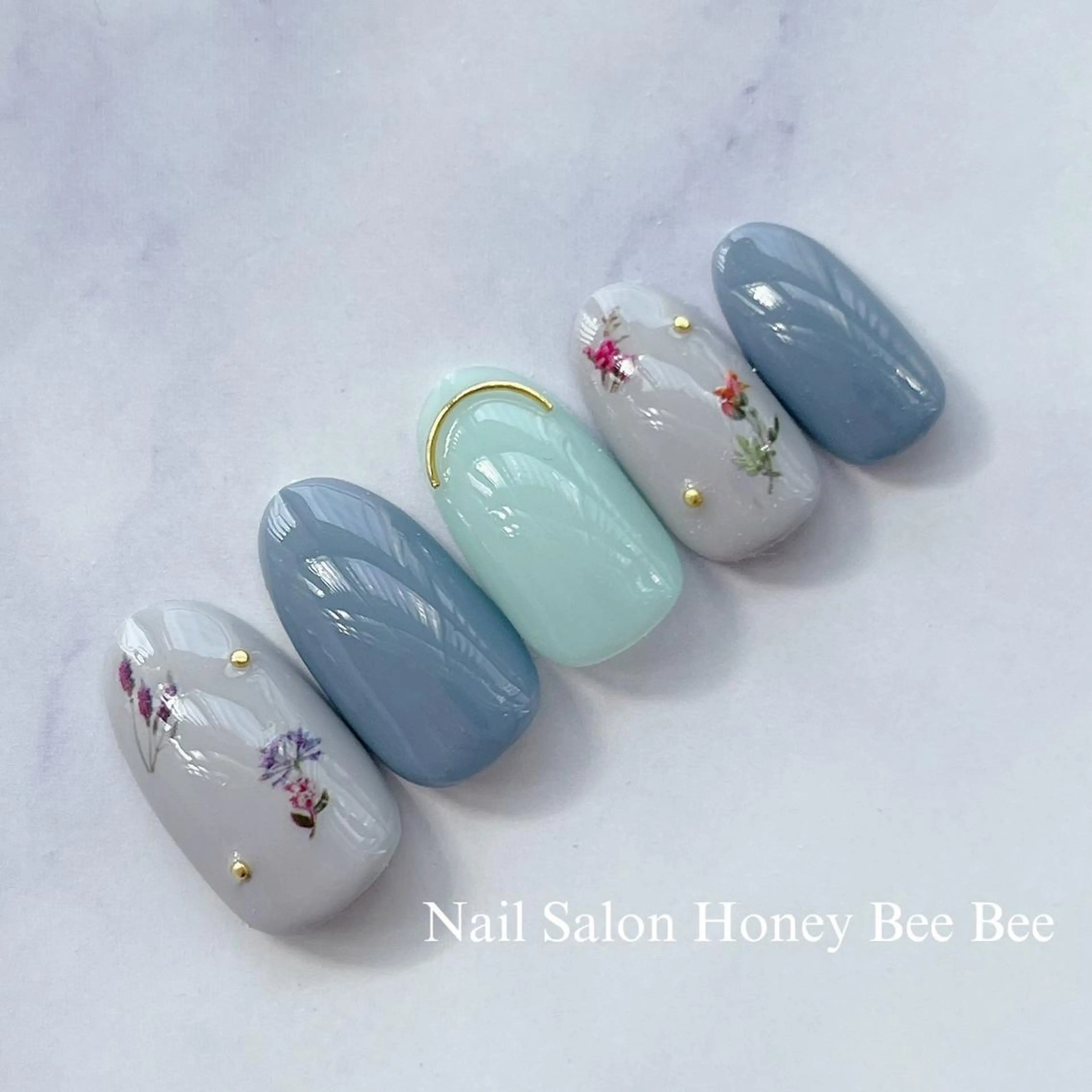 ネイル Nail salon Honey Beeのネイルデザイン