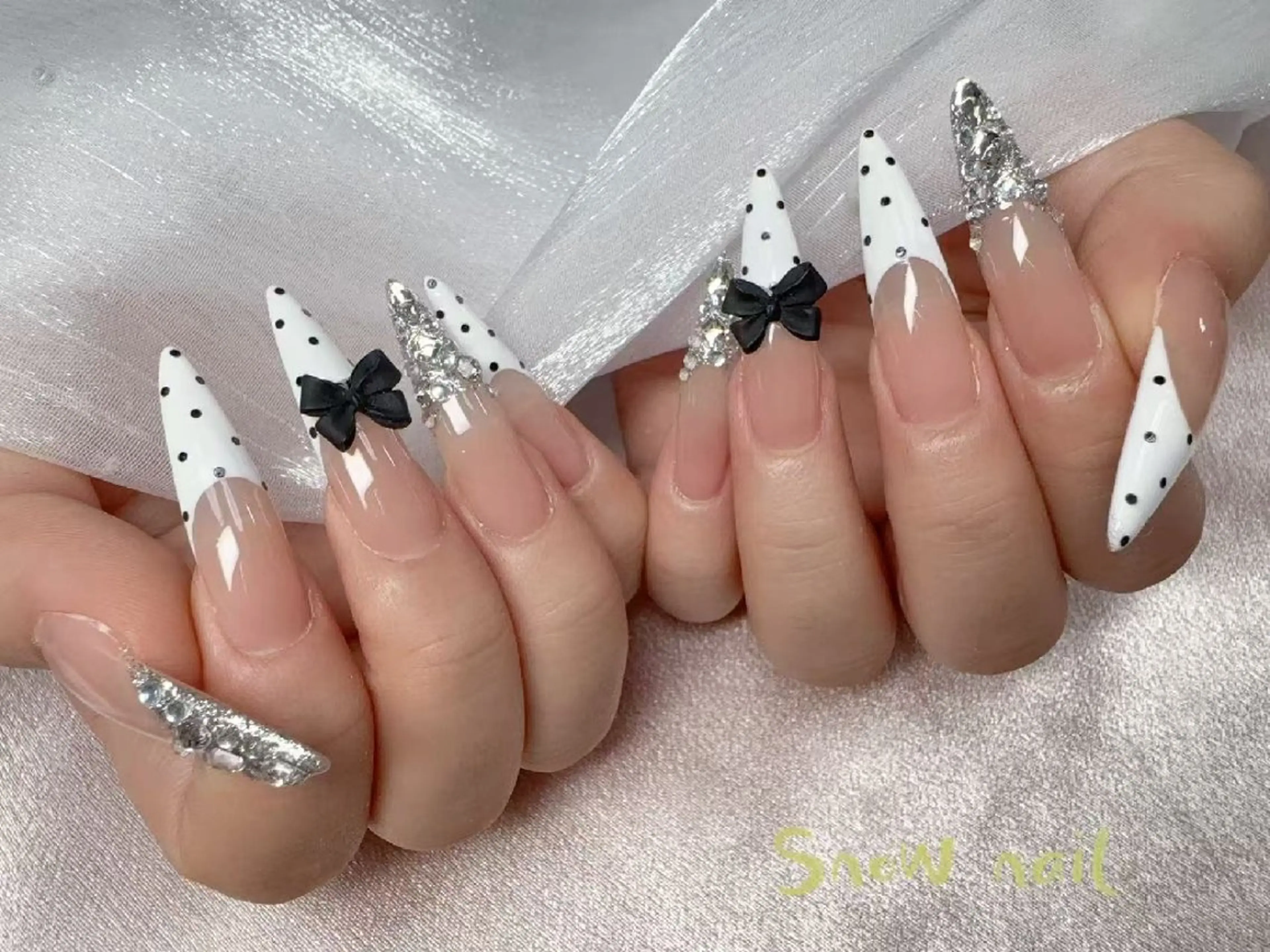 ネイル Snow nail  ❄️Salon 💕のネイルデザイン