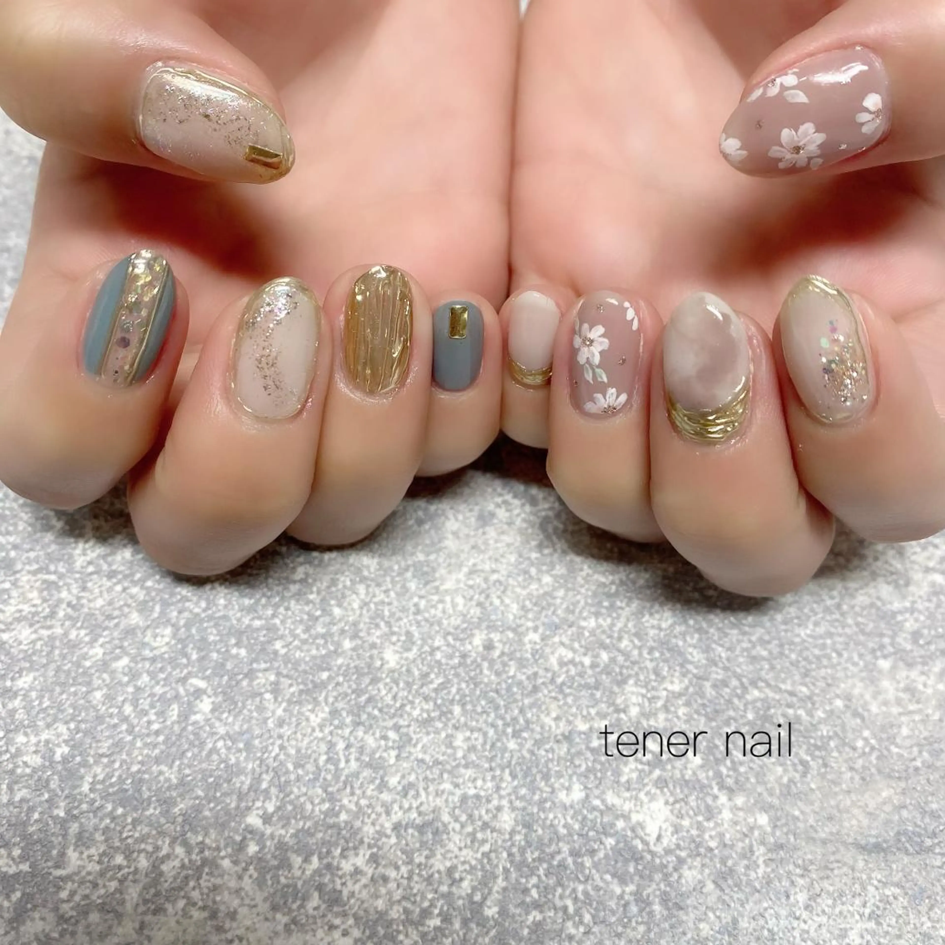 ネイル フラワーネイル ニュアンスネイル tener  nail  テネルネイル所属・テネルネイル tener nailのネイルデザイン