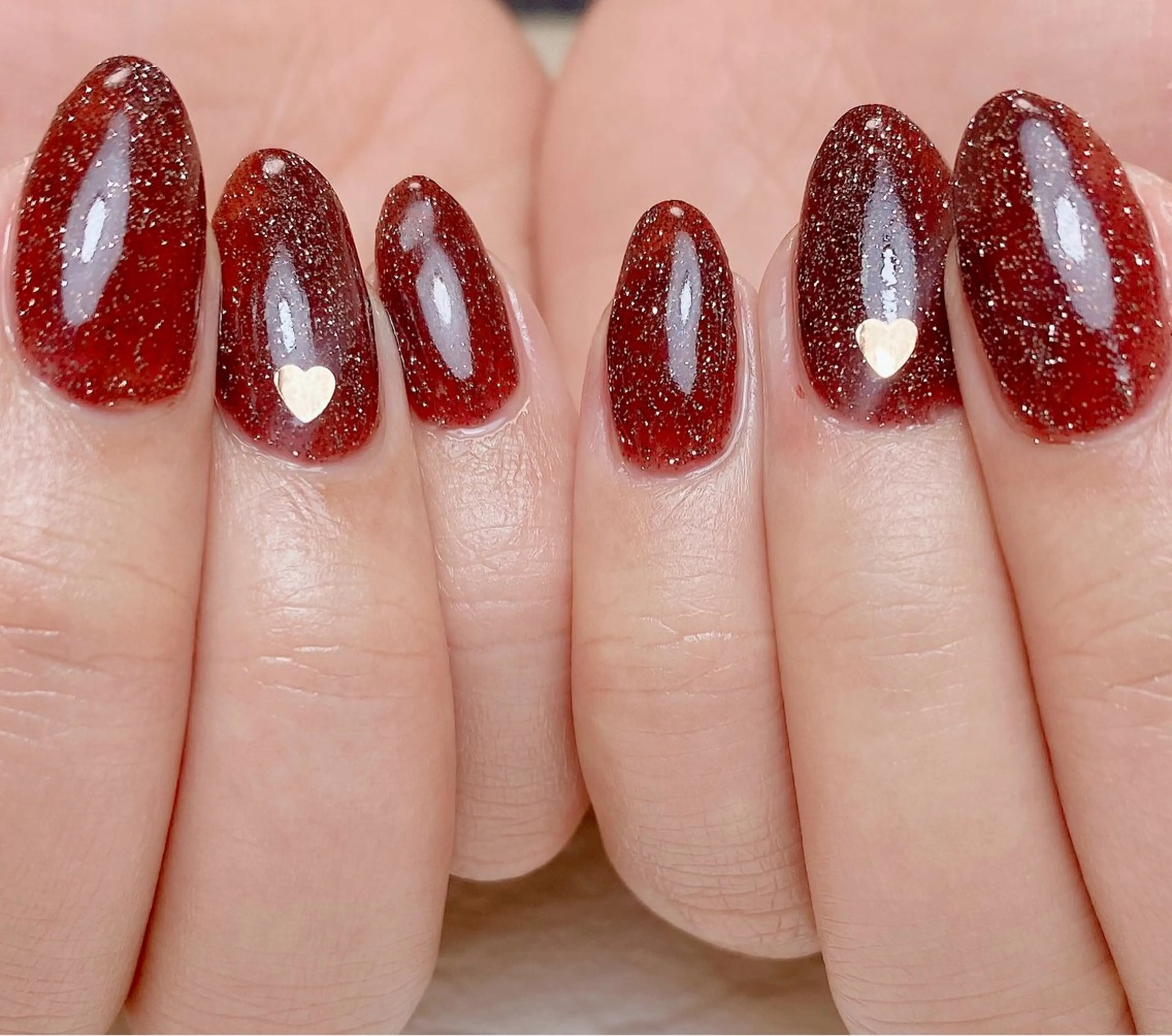 ネイル フラッシュネイル ハート ホログラムネイル バレンタイン ハンドネイル Nail Salon K 🧸美爪育成のネイルデザイン