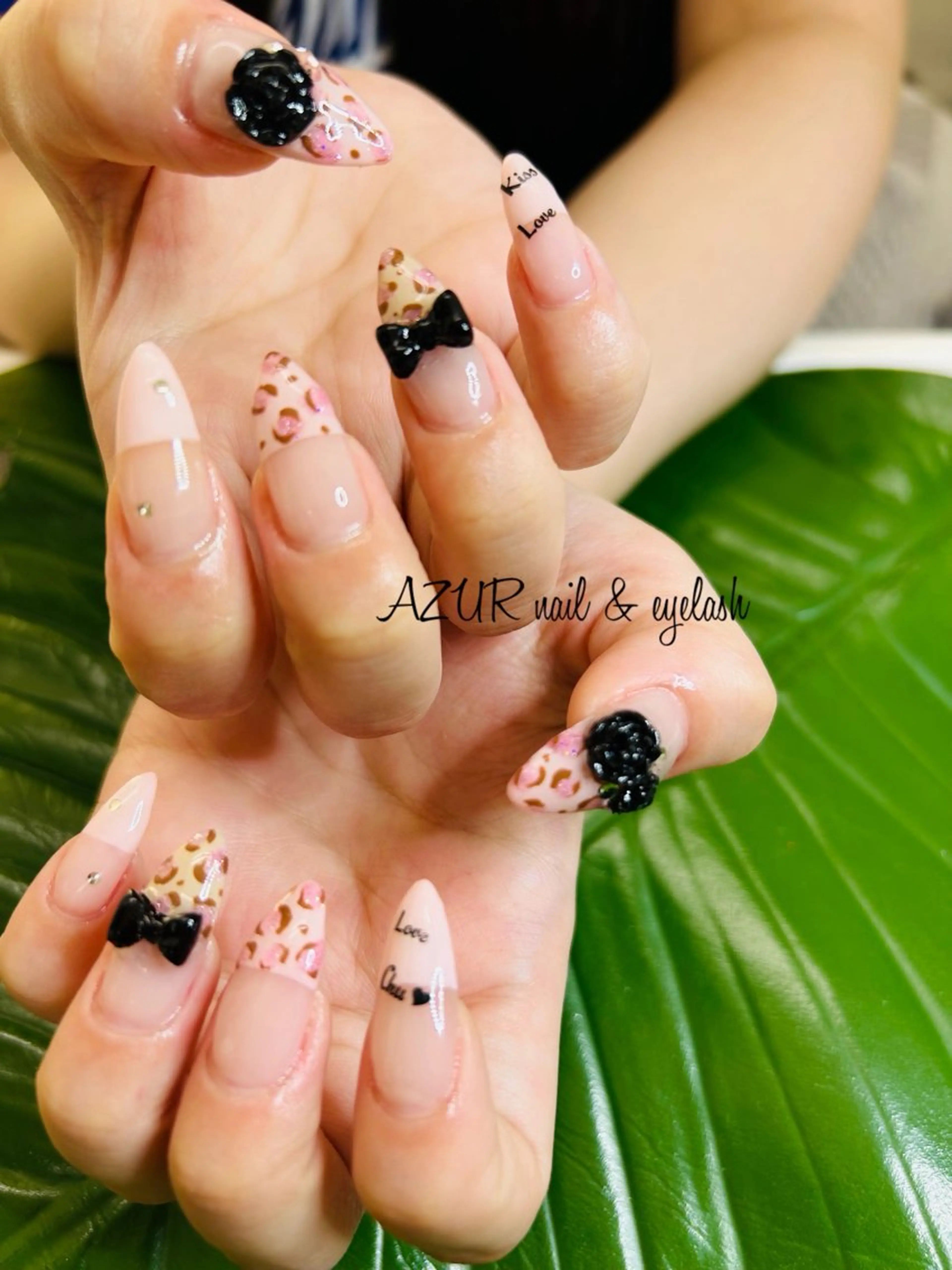 ネイル AZUR N&eyelashのネイルデザイン