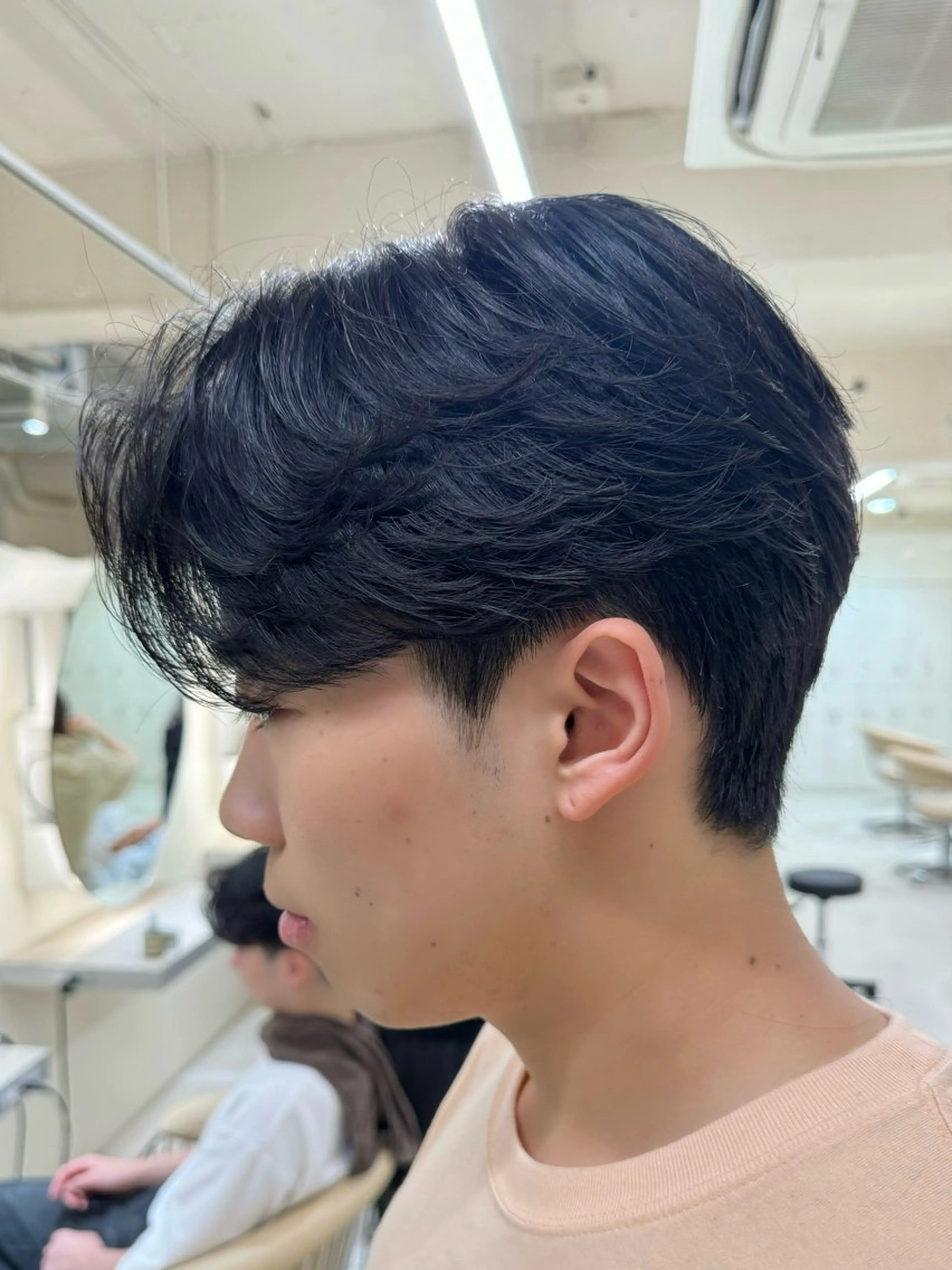 ショート パーマ メンズ センターパート メンズパーマ ニュアンスパーマ nico TOKYO 横浜所属・横浜/レイヤー/ カネコのヘアスタイル