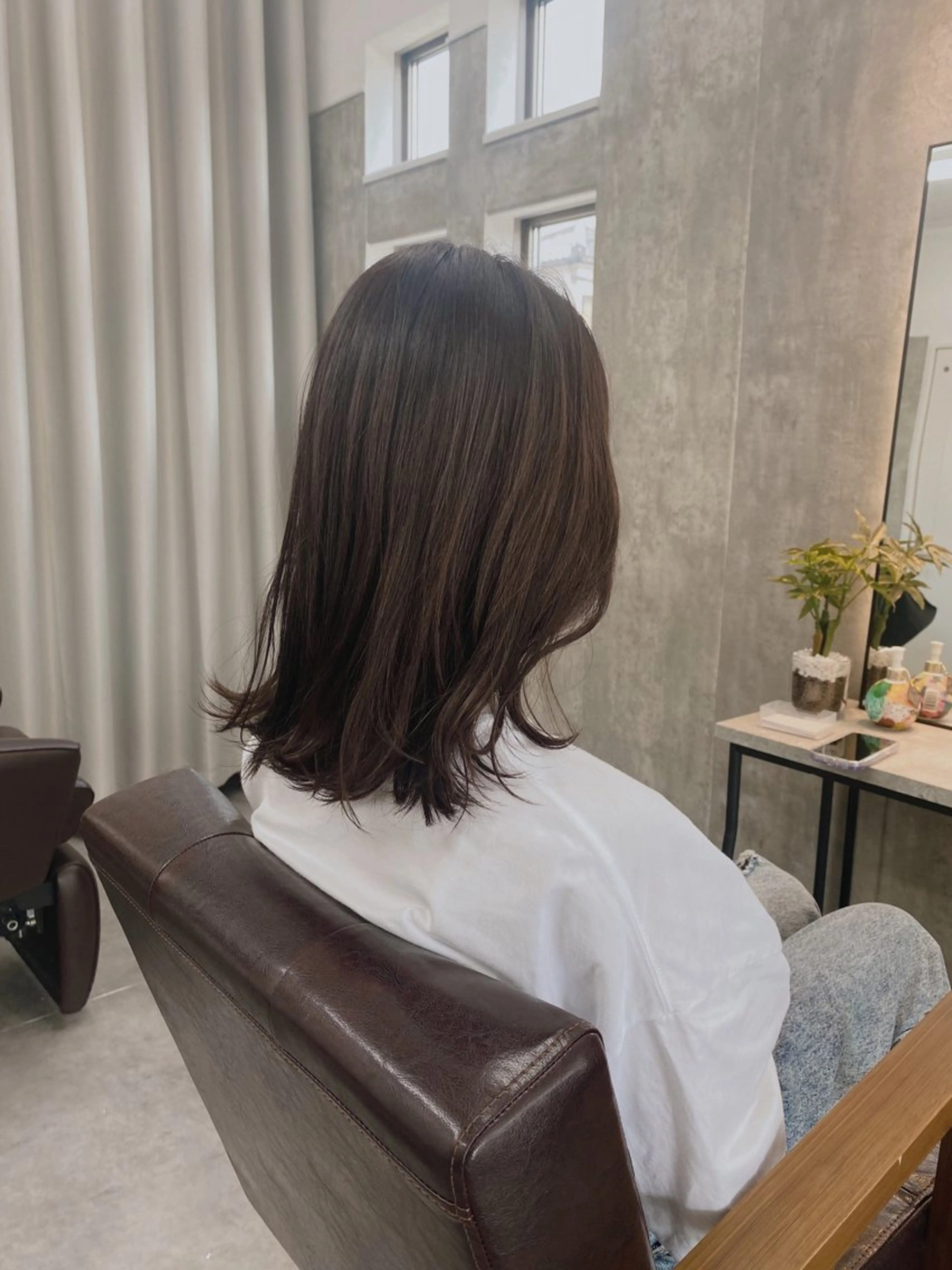 セミロング カラー ブラウンカラー ピンクカラー ピンクブラウン ウルフカット 1席のみの 美容室IKKIのヘアスタイル