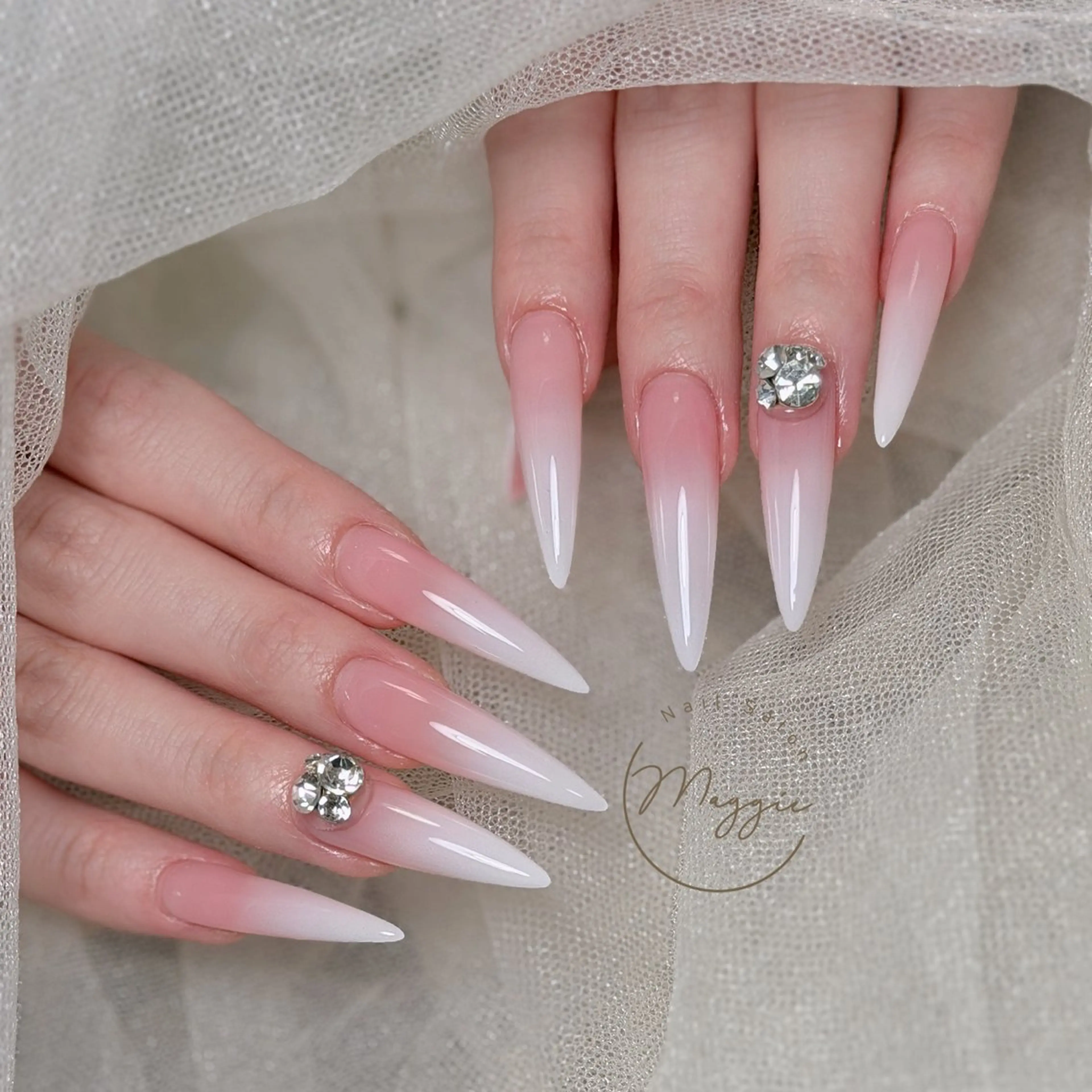 ネイル Maggie Nail🦩のネイルデザイン