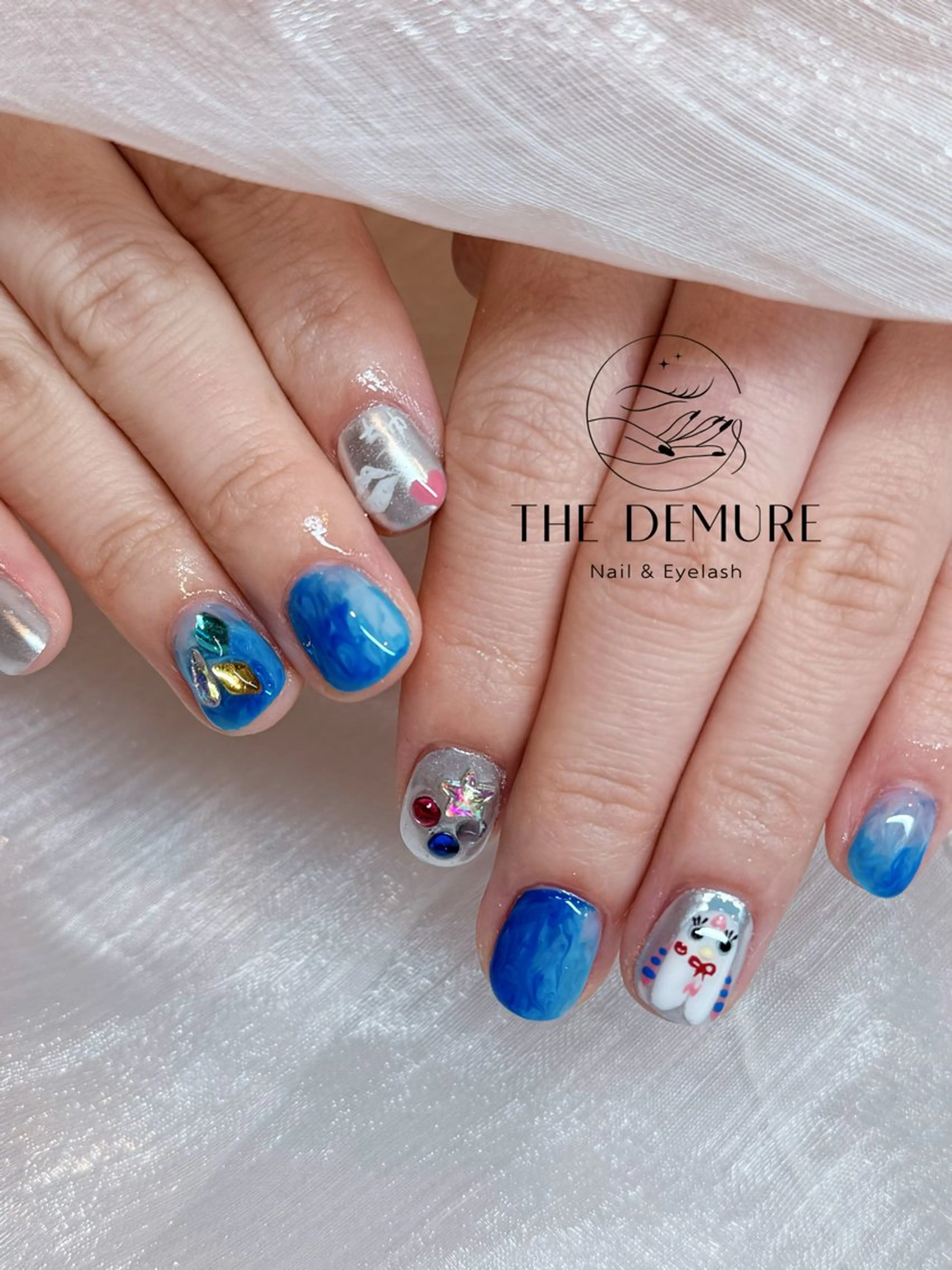 ネイル アートネイル 韓国ネイル マグネットネイル オフィスネイル スカルプネイル ハンドネイル ハンドケア NailDemure 【銀座店】のネイルデザイン