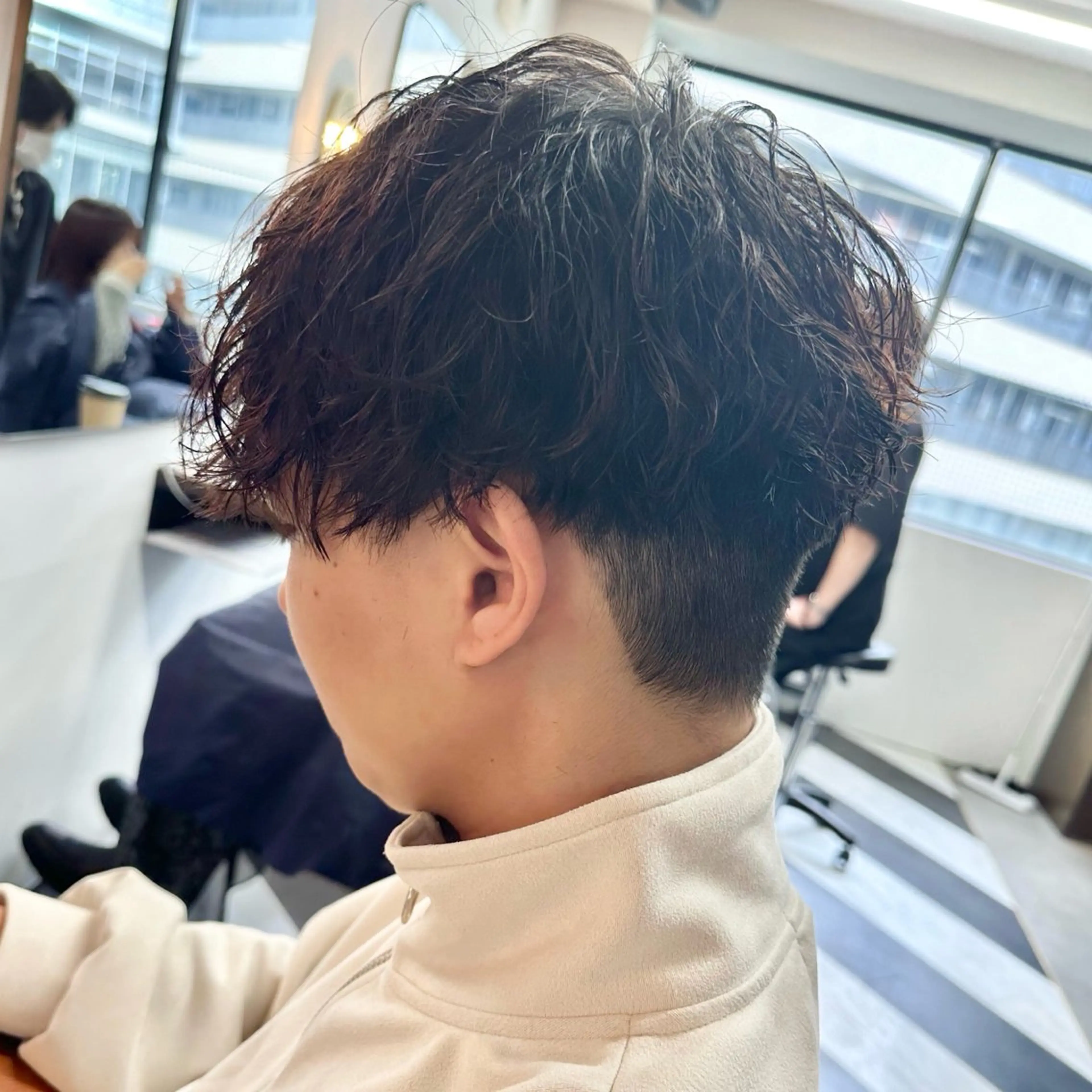 ショート パーマ メンズ 守屋 寿哉のヘアスタイル