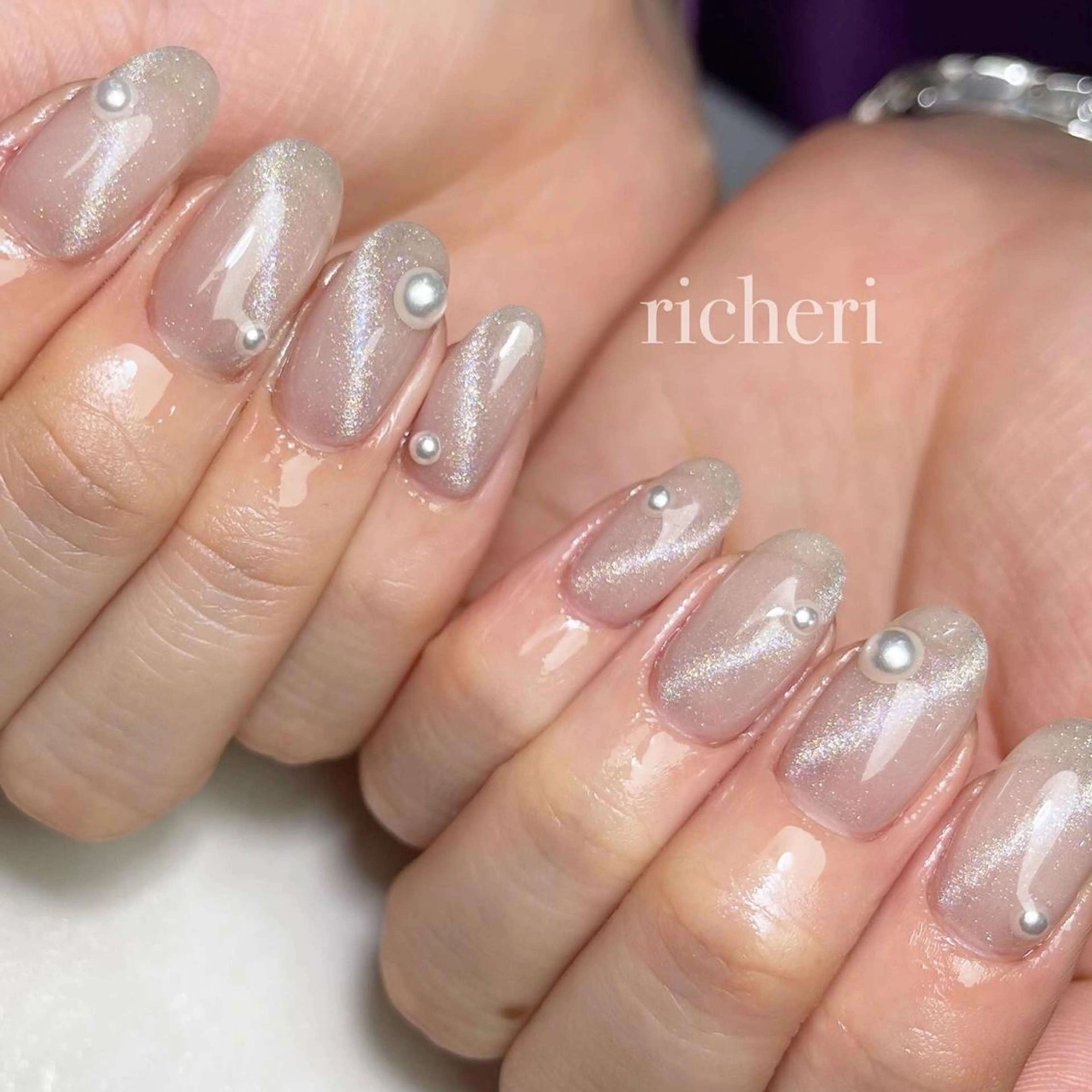 ミディアム ネイル ハンドネイル richeri beautyのエステ・リラクイメージ