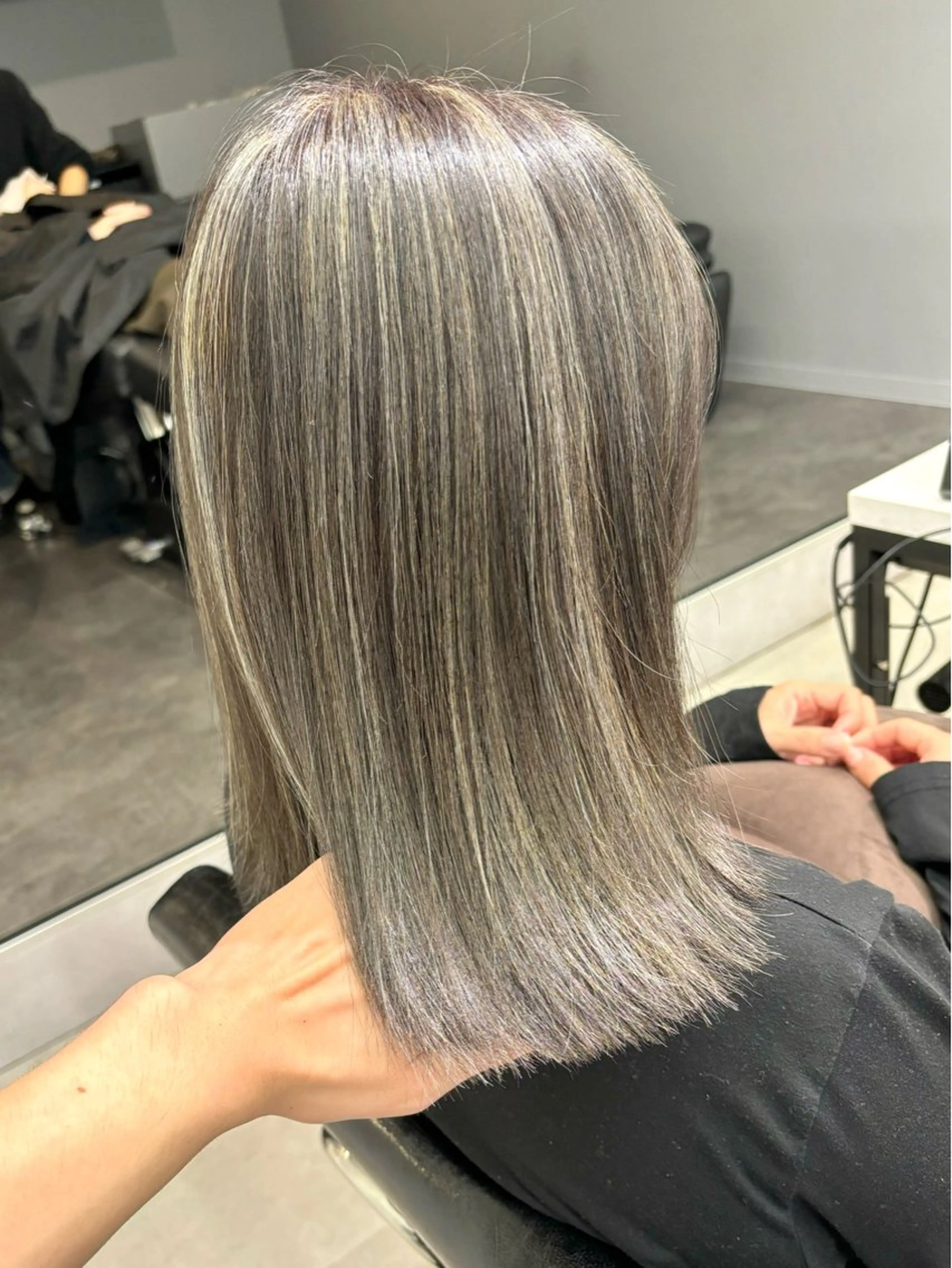 ミディアム カラー ハイライトカラー ハイライト カット ヘアカラー トリートメント ハイライト/ショート /ボブ/RYOHEIのヘアスタイル