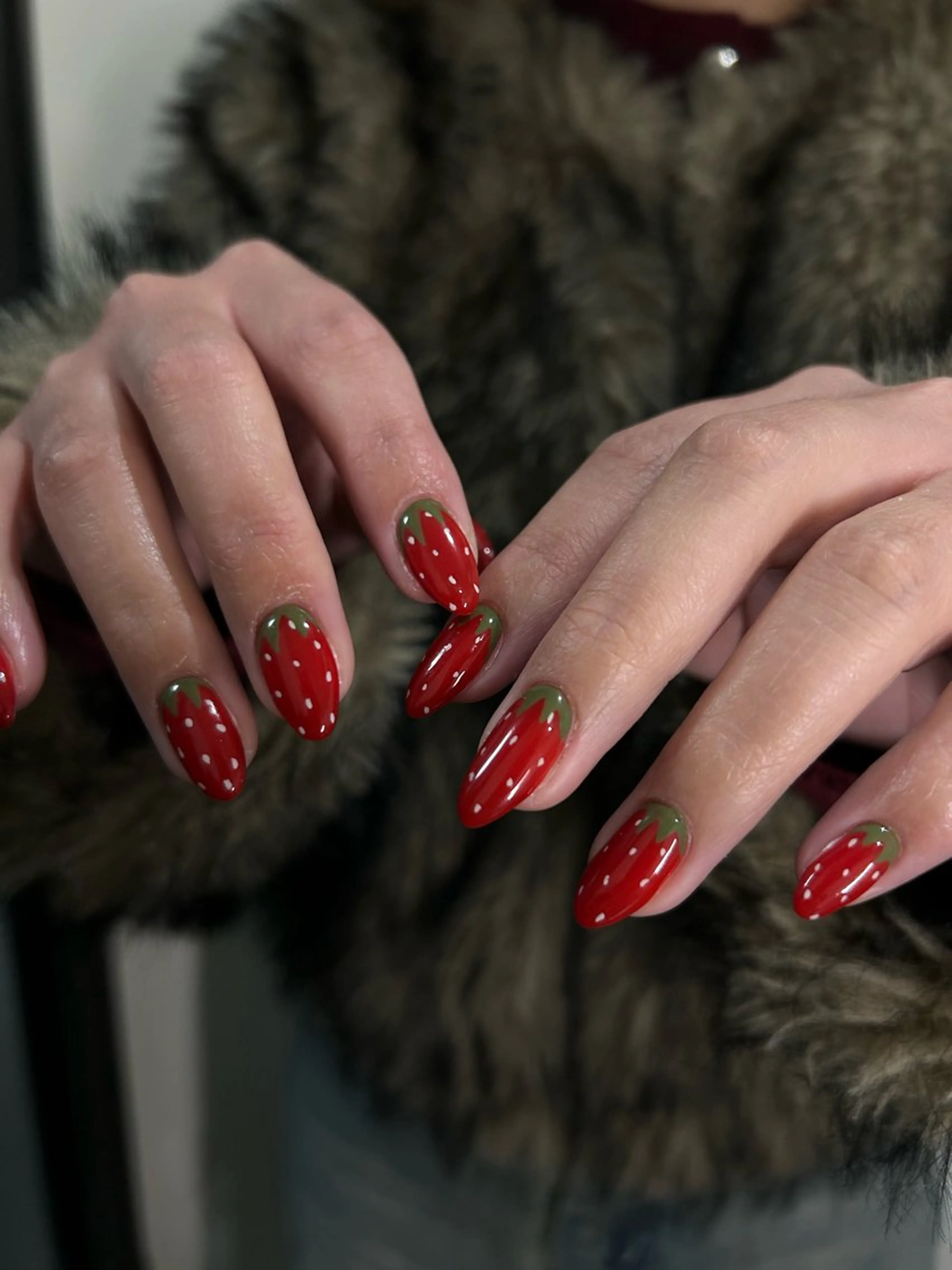 ネイル 韓国ネイル ニュアンスネイル Yuni.所属・sakae yurinaのネイルデザイン