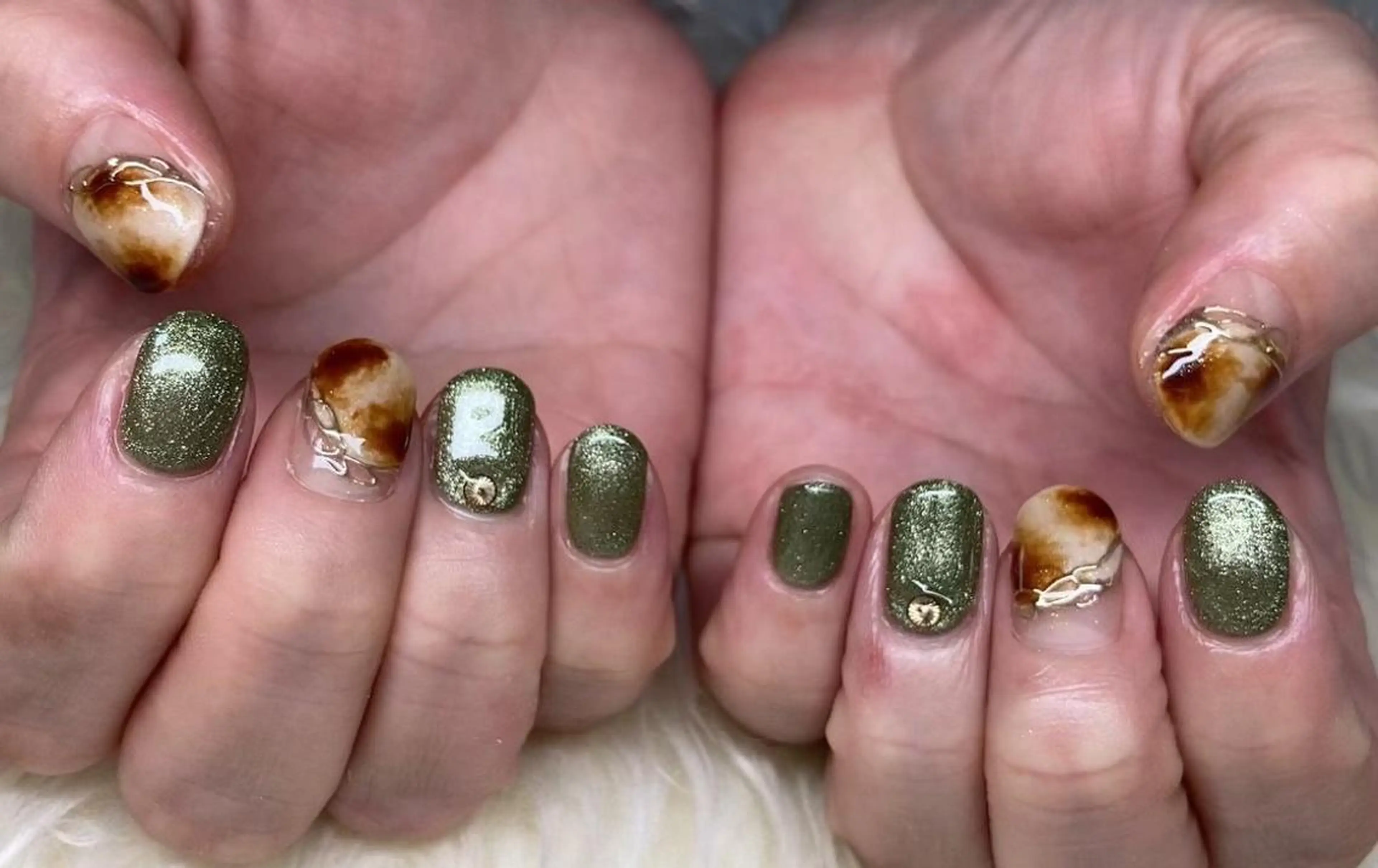 ネイル 長さ出し ジェルネイル 韓国ネイル 持ち込み ニュアンスネイル ハンドネイル Nail&eye Belire 新宿のネイルデザイン