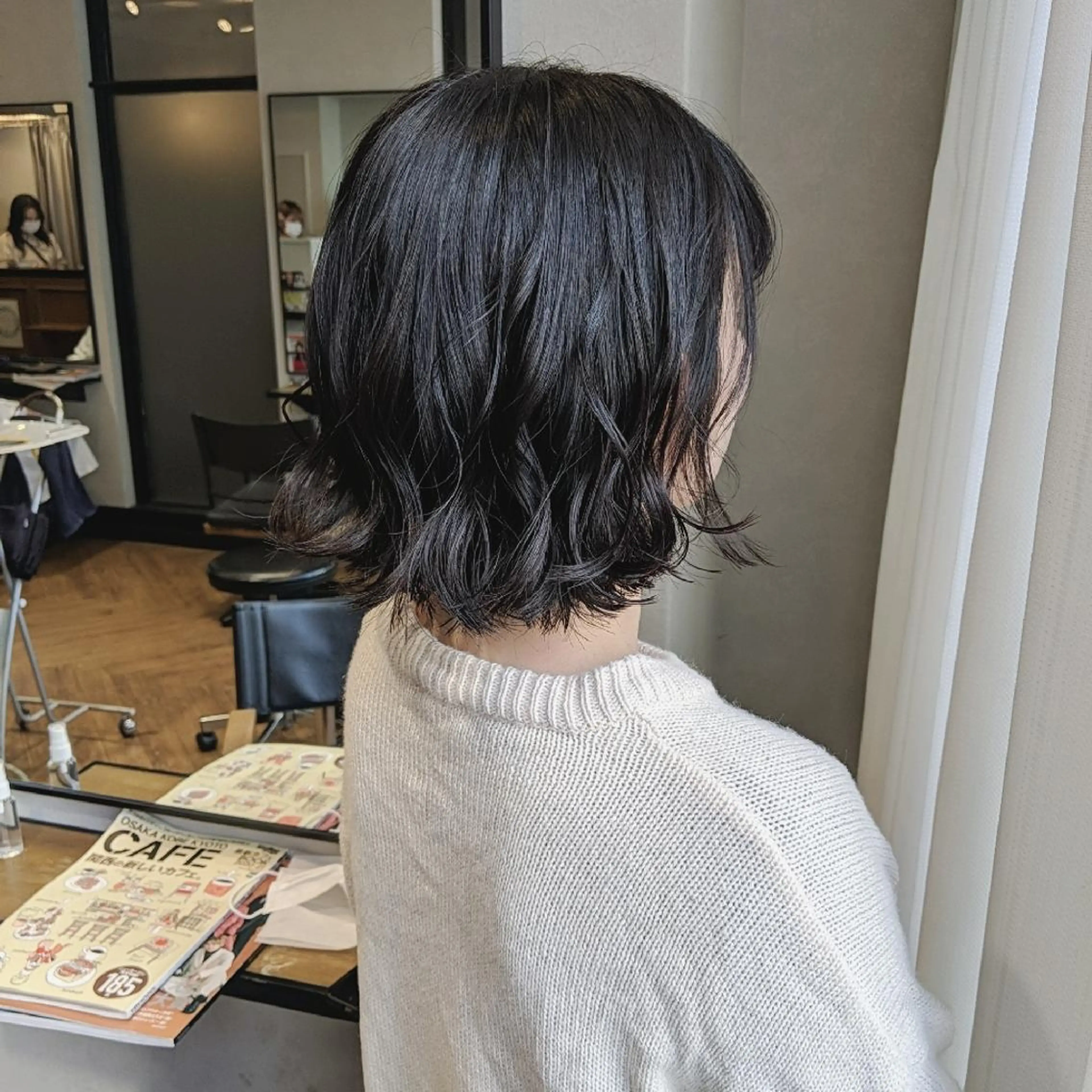 ミディアム PRIVATE SALON EYES所属・EYES リアのマツエク・マツパデザイン