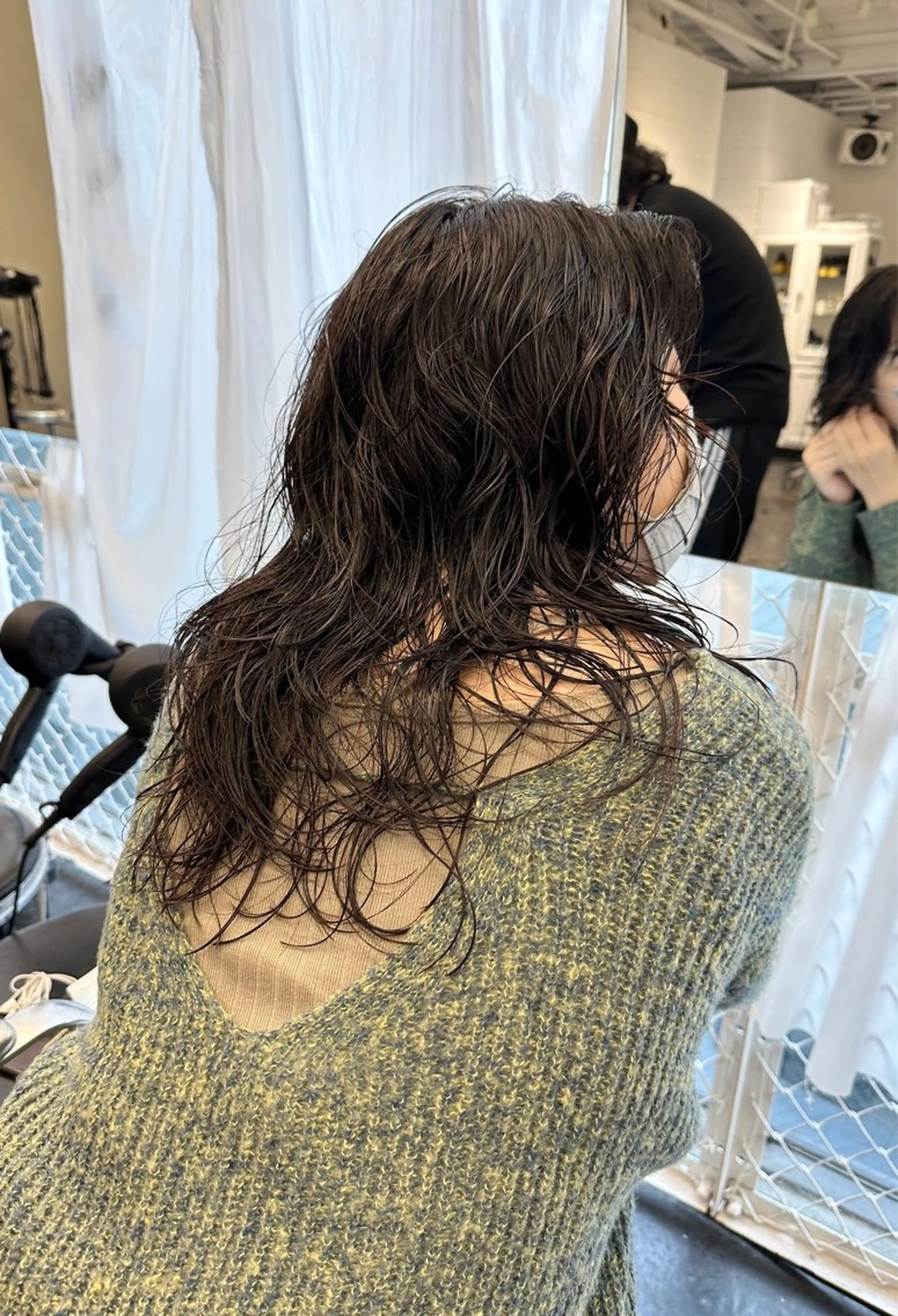 セミロング パーマ ryuei /原宿のヘアスタイル