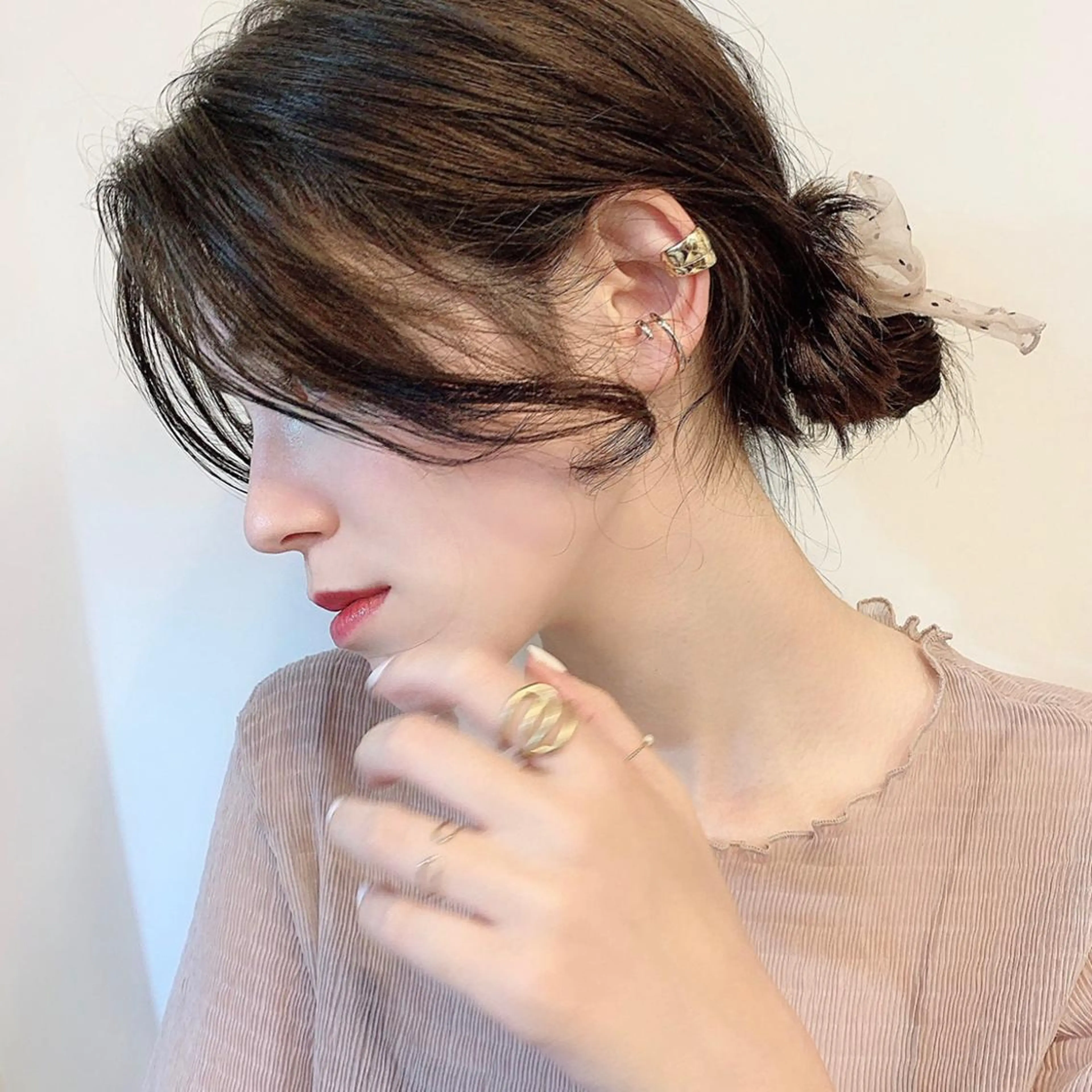 セミロング カラー ヘアアレンジ ベージュカラー ブリーチ ショコラベージュ 透明感カラー ブリーチなしカラー Sana / 韓国ヘア / カラーのヘアスタイル