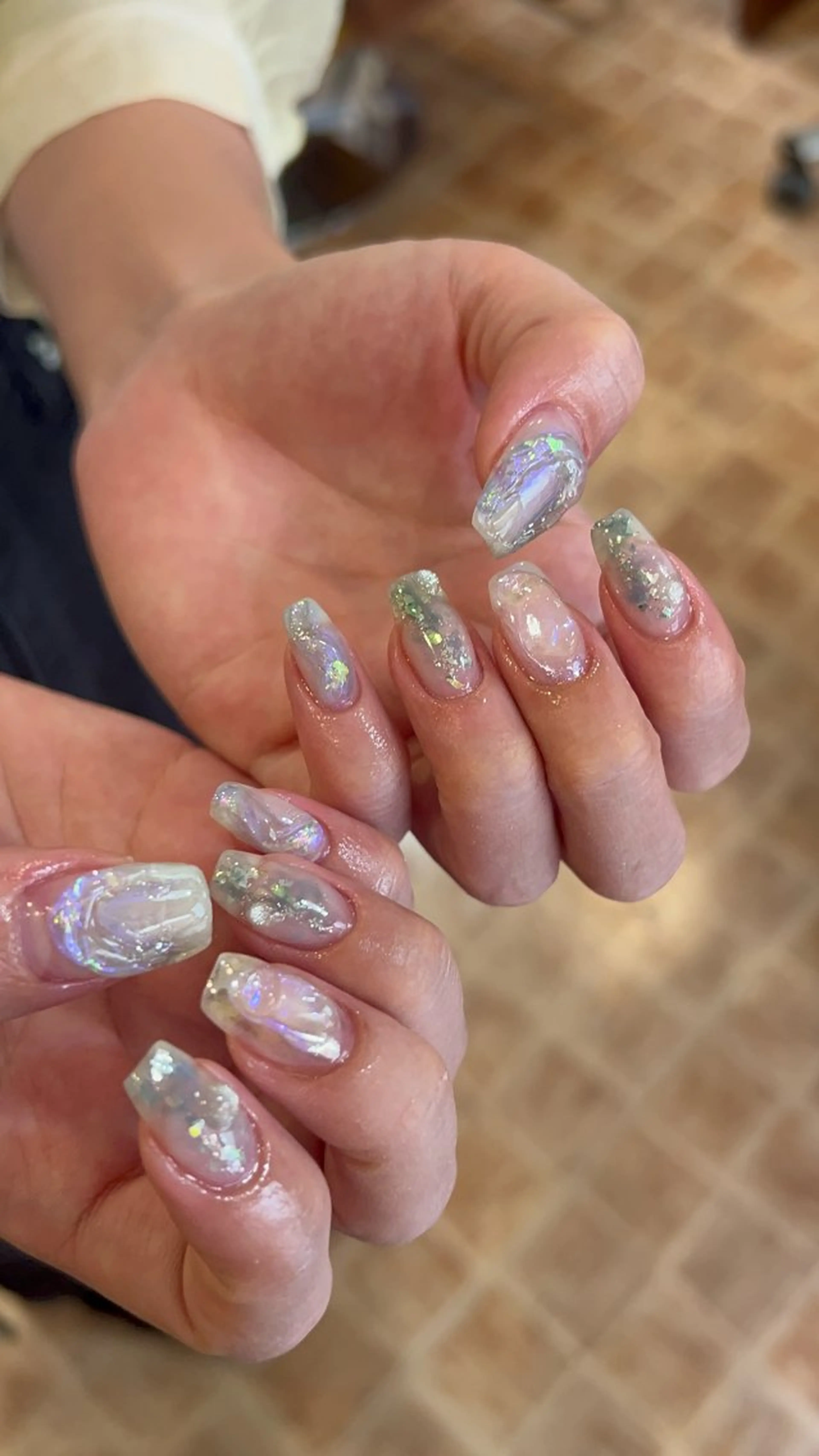 ネイル ブルー クリアネイル ニュアンスネイル ハンドネイル sun.lino所属・小野寺 千尋のネイルデザイン