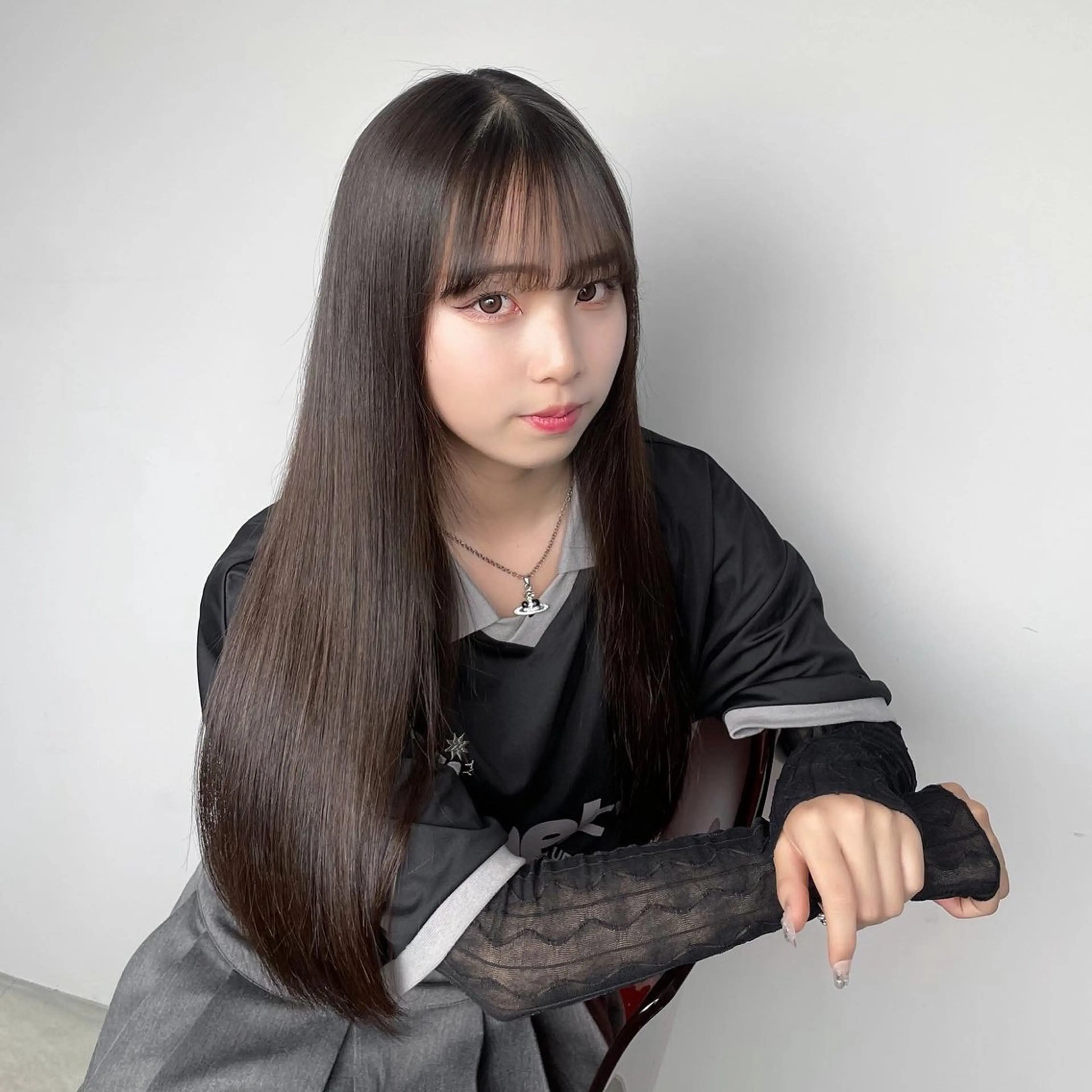 🥣平日限定🥣縮毛矯正、ワンカラー、トリートメント、前髪カット、毛先調整の写真