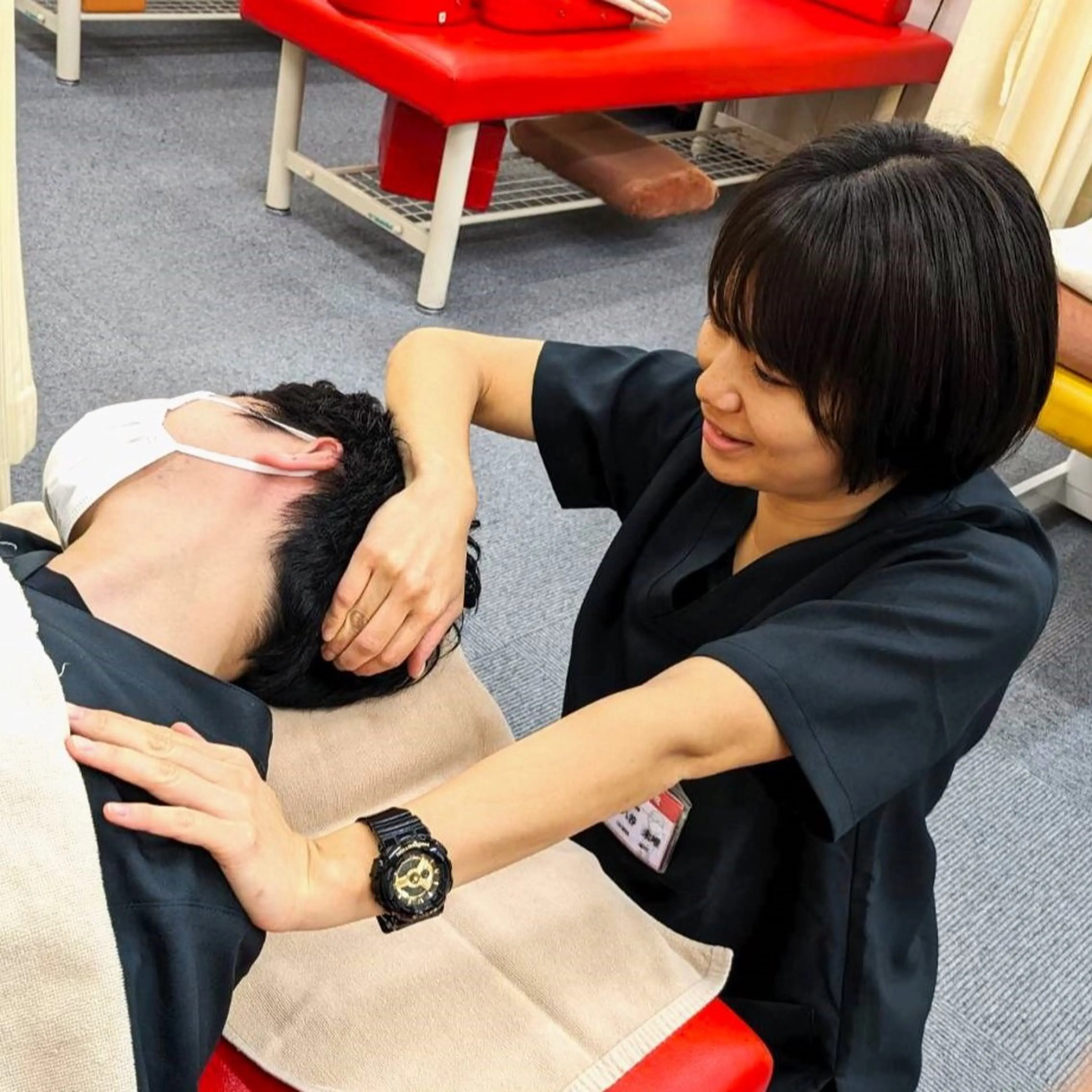 学生限定【学割】首コリ・肩コリ本格整体の写真