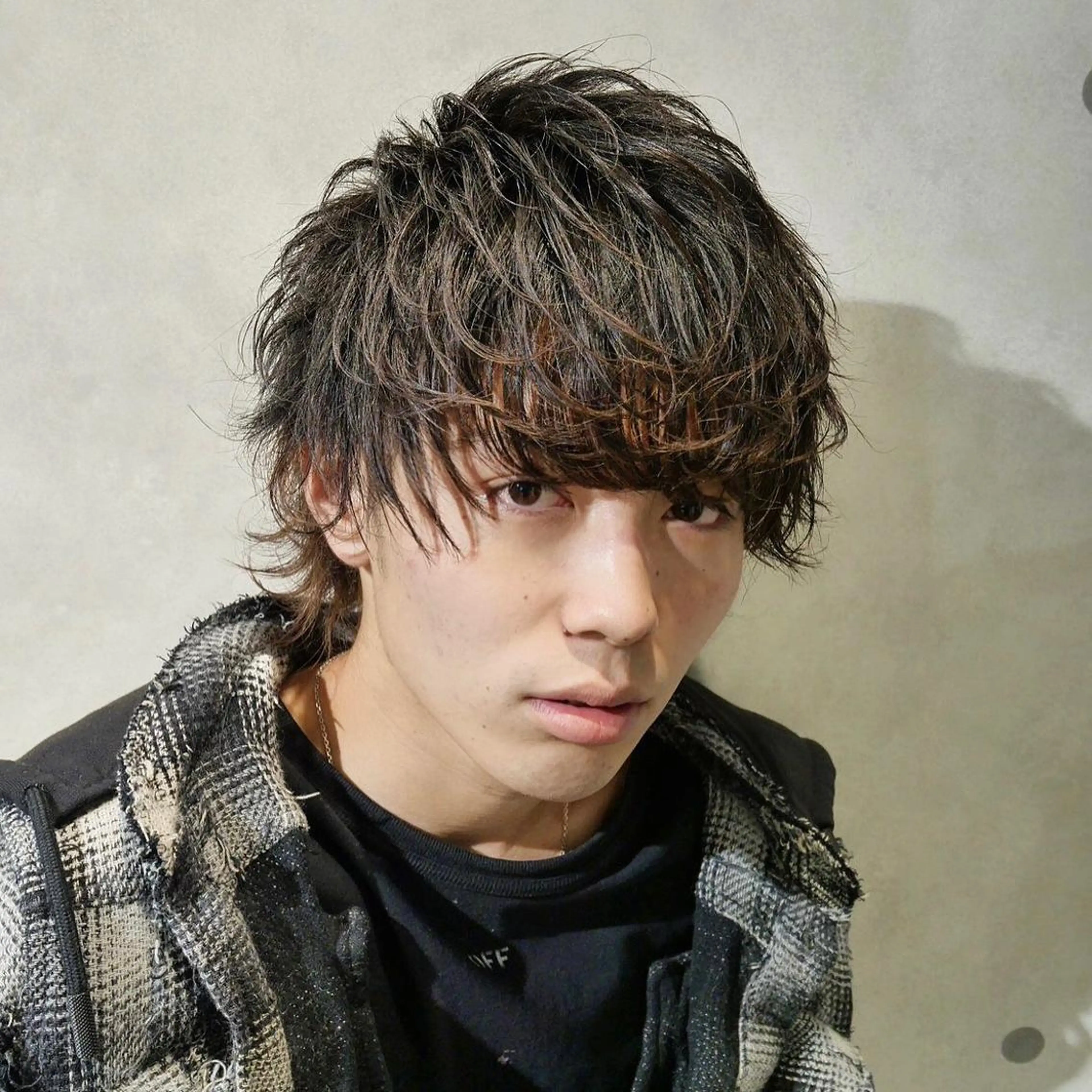 ショート カラー パーマ メンズ メンズウルフカット ウルフカット カット ヘアカラー トリートメント 🔥メンズ🔥かっこ いいが正義！代表柿崎のヘアスタイル