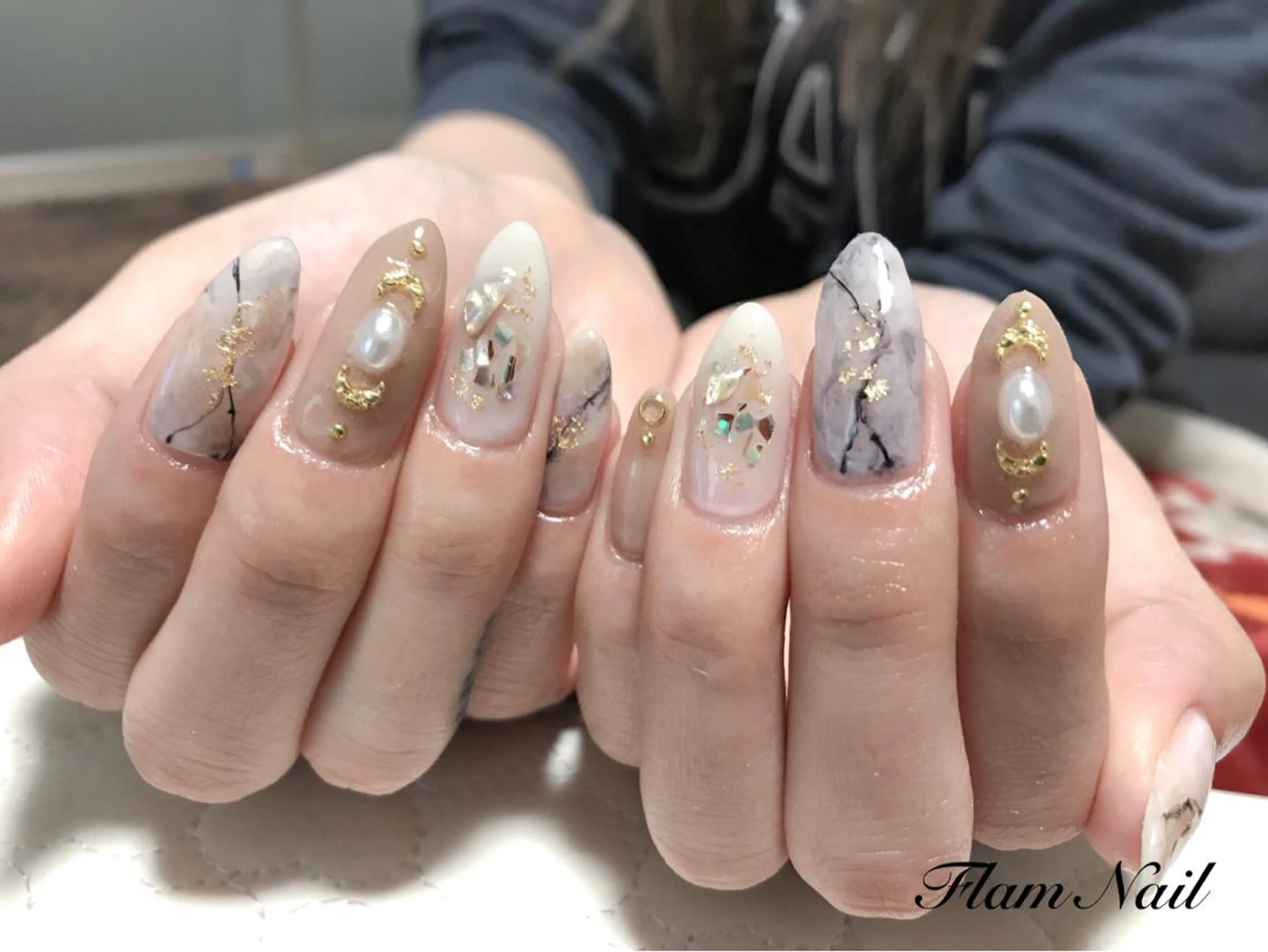 ネイル 大理石ネイル(マーブル) ニュアンスネイル Flam Nailのネイルデザイン