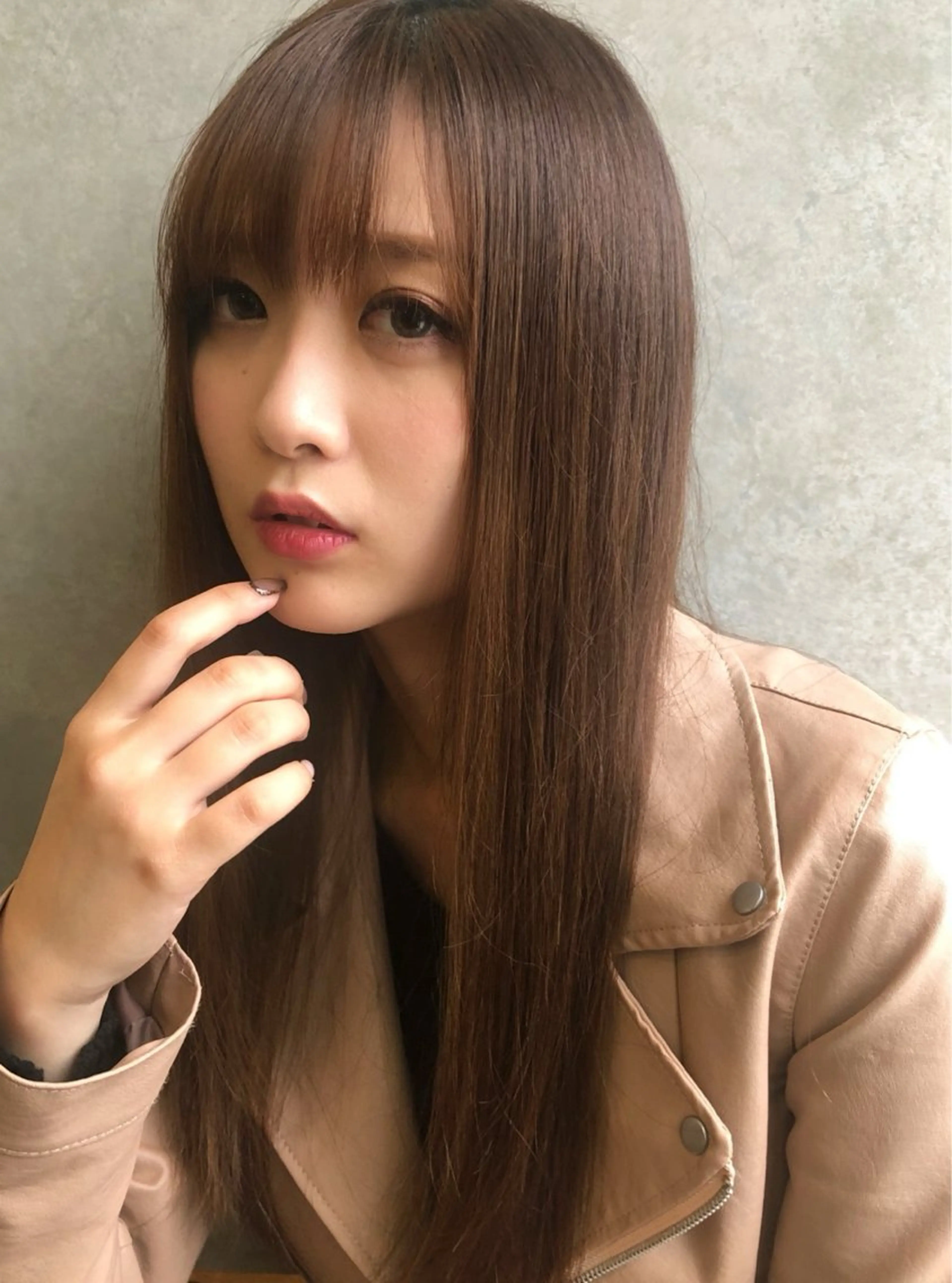 平日限定💁当日🆗前髪、顔まわりメンテナンスカット➕うる艶カラー➕オージュアIステップトリートメント🍑の写真