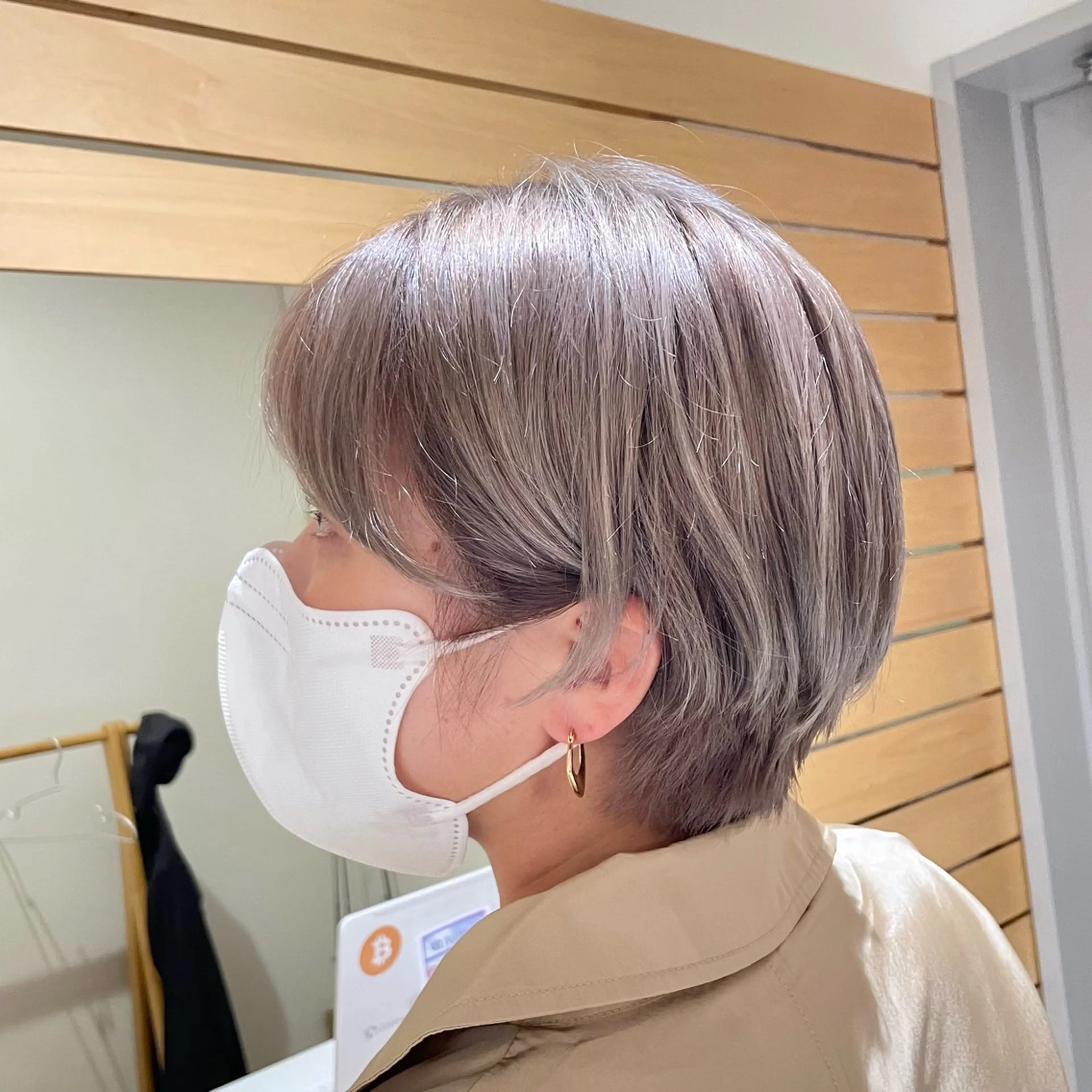 ショート カラー ブリーチ ヘアカラー トリートメント RUBEUS【ルベウス】所属・✨艶々カラー🎨 杉本賢人のヘアスタイル