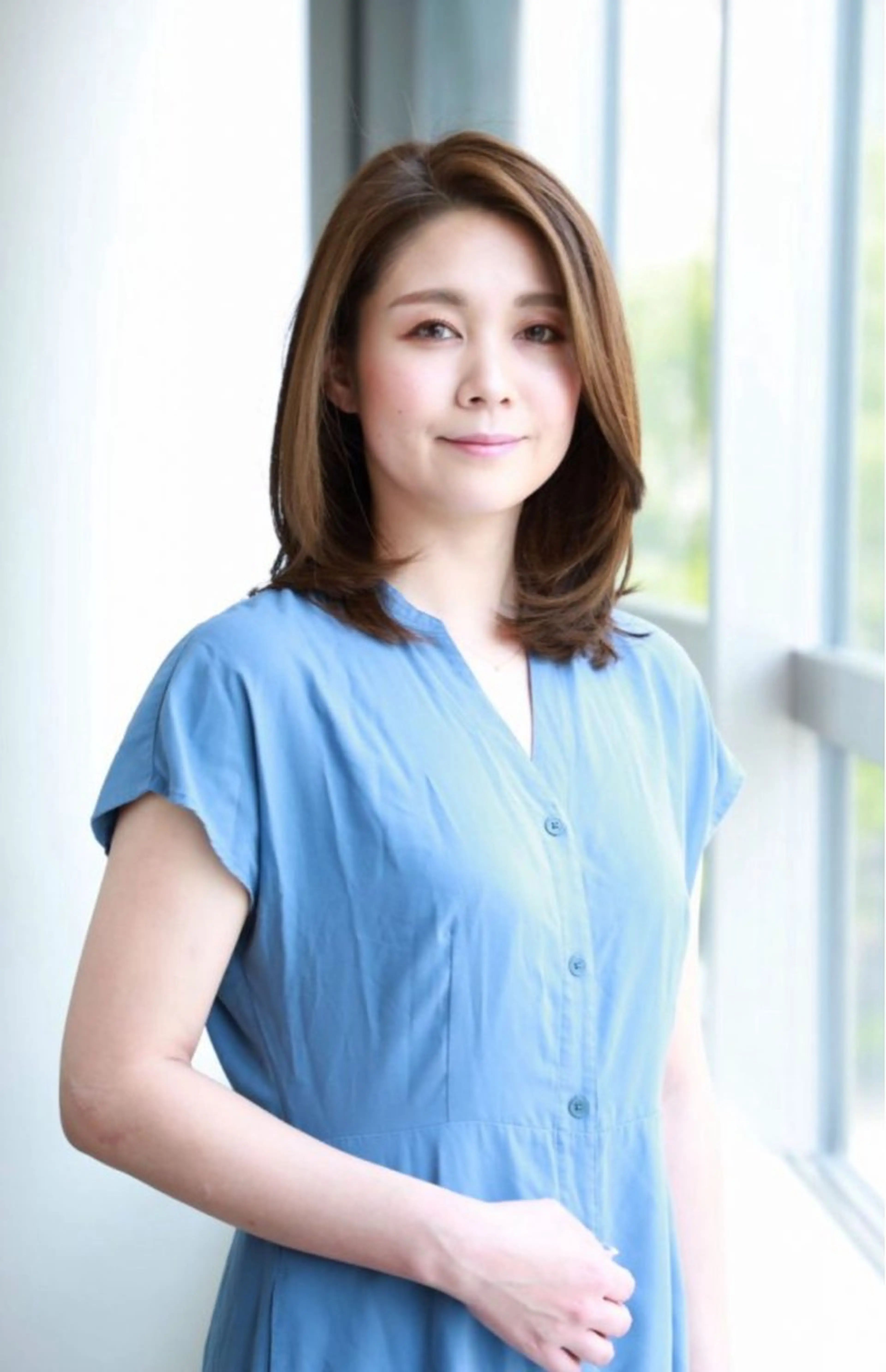 ミディアム CHICCA津田沼奏の杜店所属・CHICCA津田沼 吉永りんかのヘアスタイル