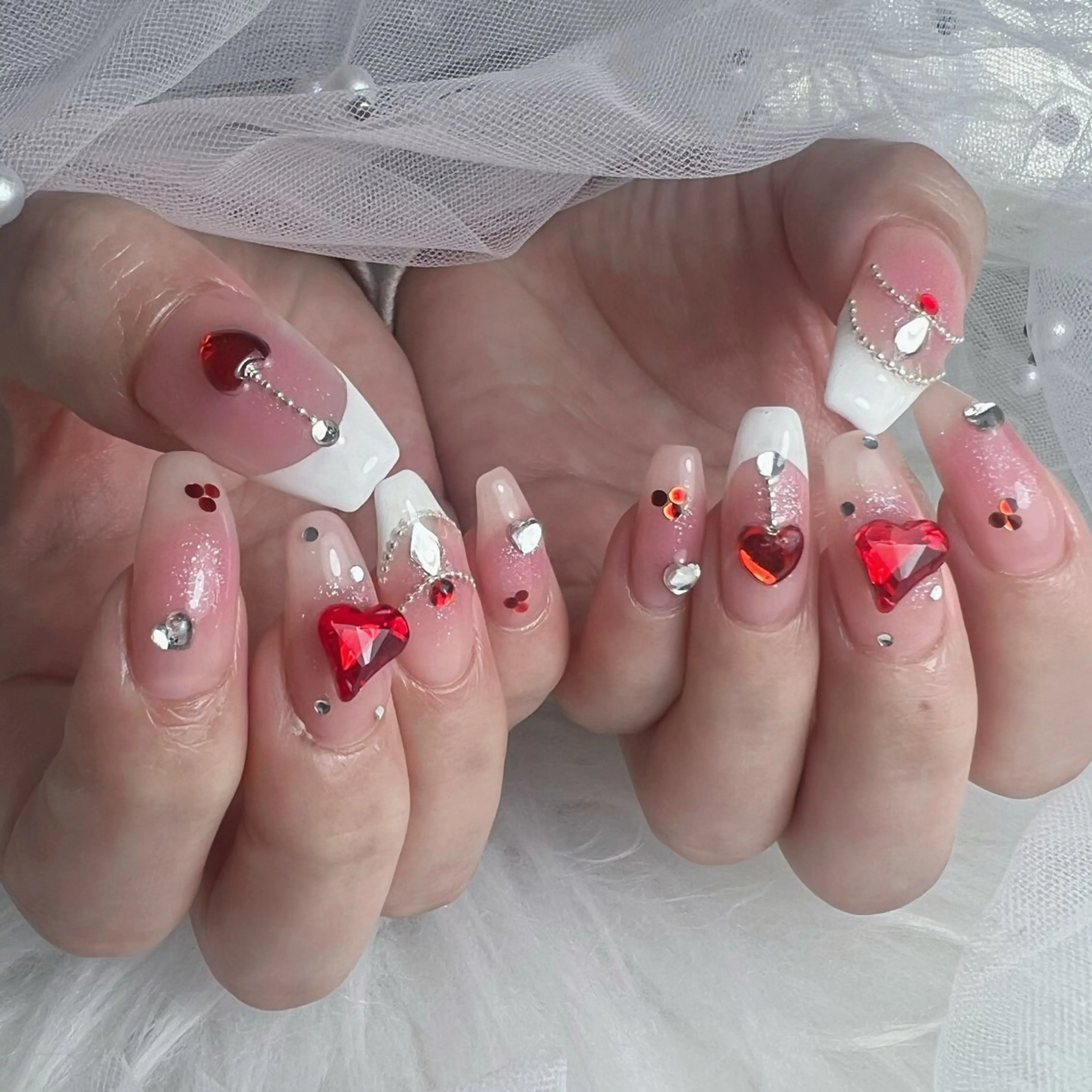 ネイル miku 🦋nailのネイルデザイン