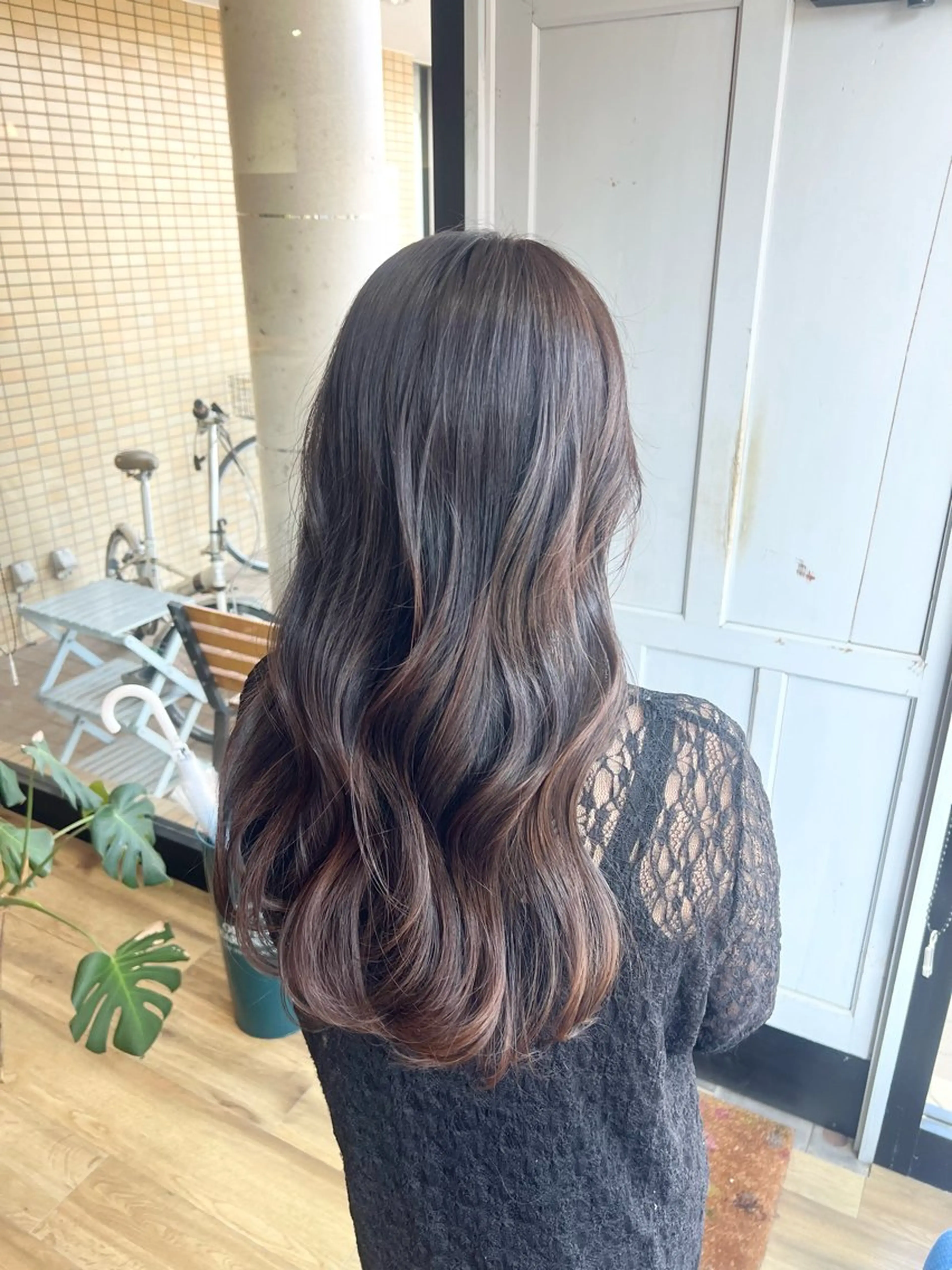 ロング カラー ブラウンカラー グレージュ ヘアカラー トリートメント 堀 望美のヘアスタイル