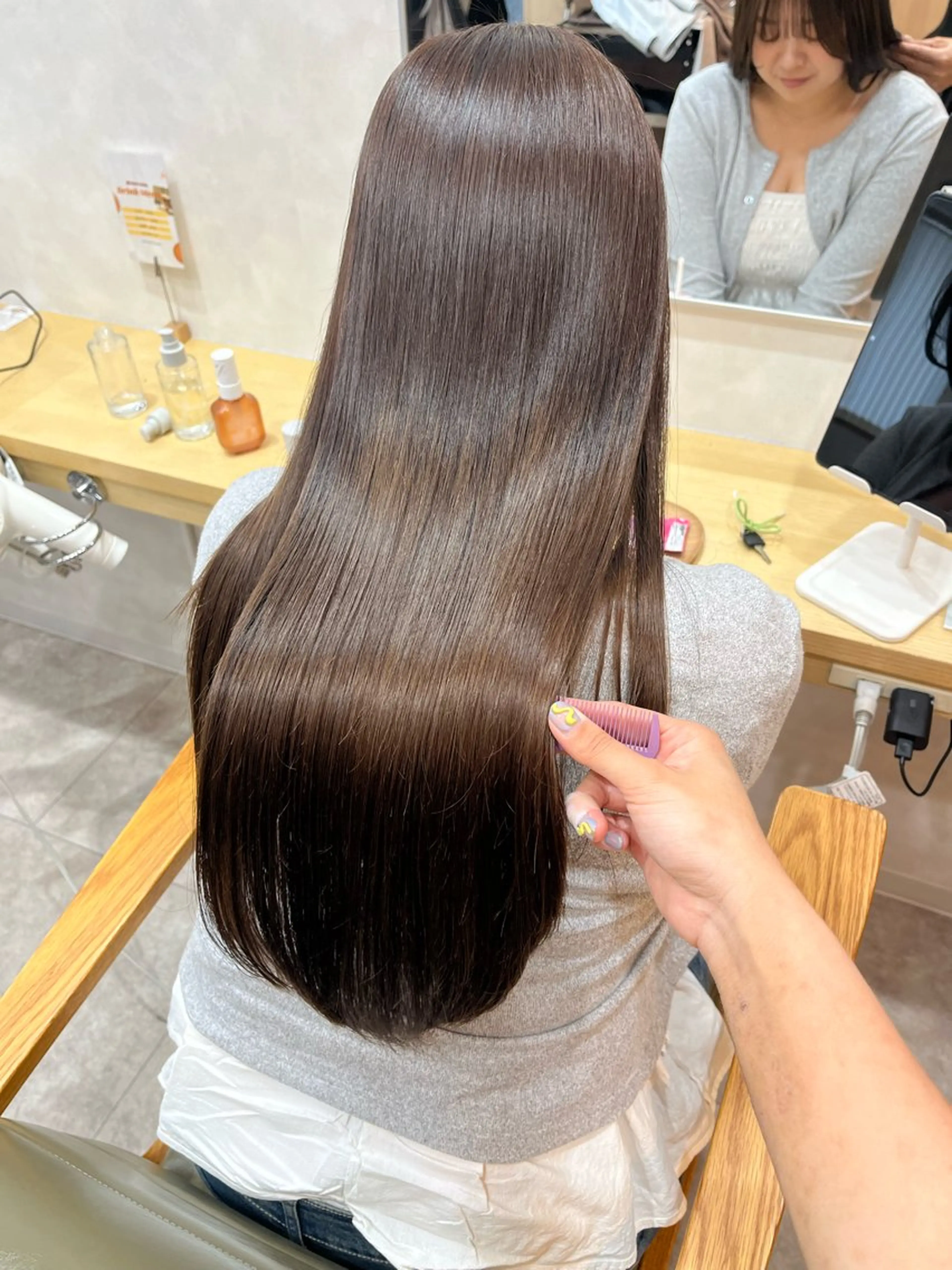 ロング カラー ベージュカラー オリーブベージュ 髪質改善 トリートメント カット ヘアカラー トリートメント 髪質改善/レイヤー/ ボブ/磯野史歩のヘアスタイル