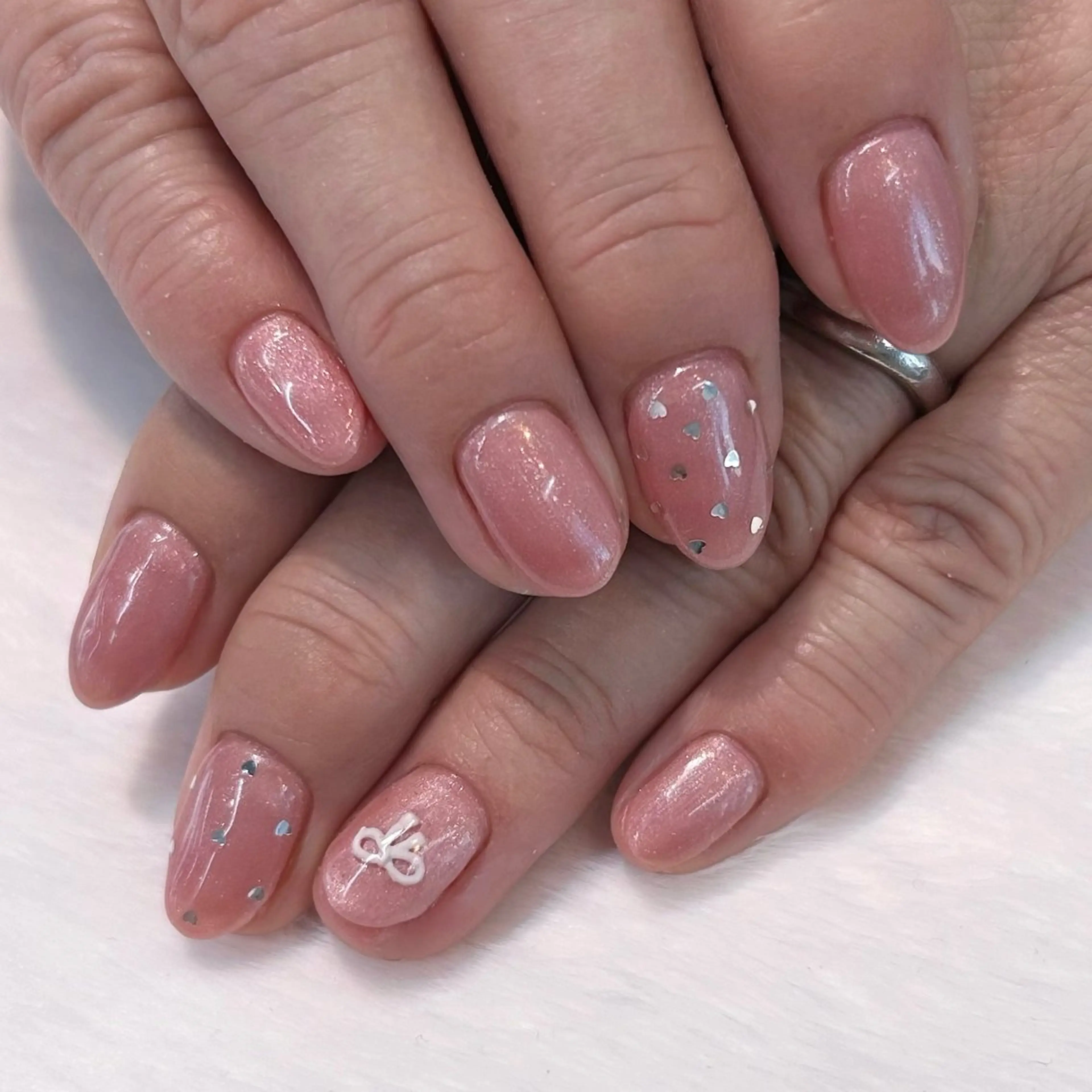 ネイル ピンク ハンドネイル 狭間 GRANBEAUTYのネイルデザイン