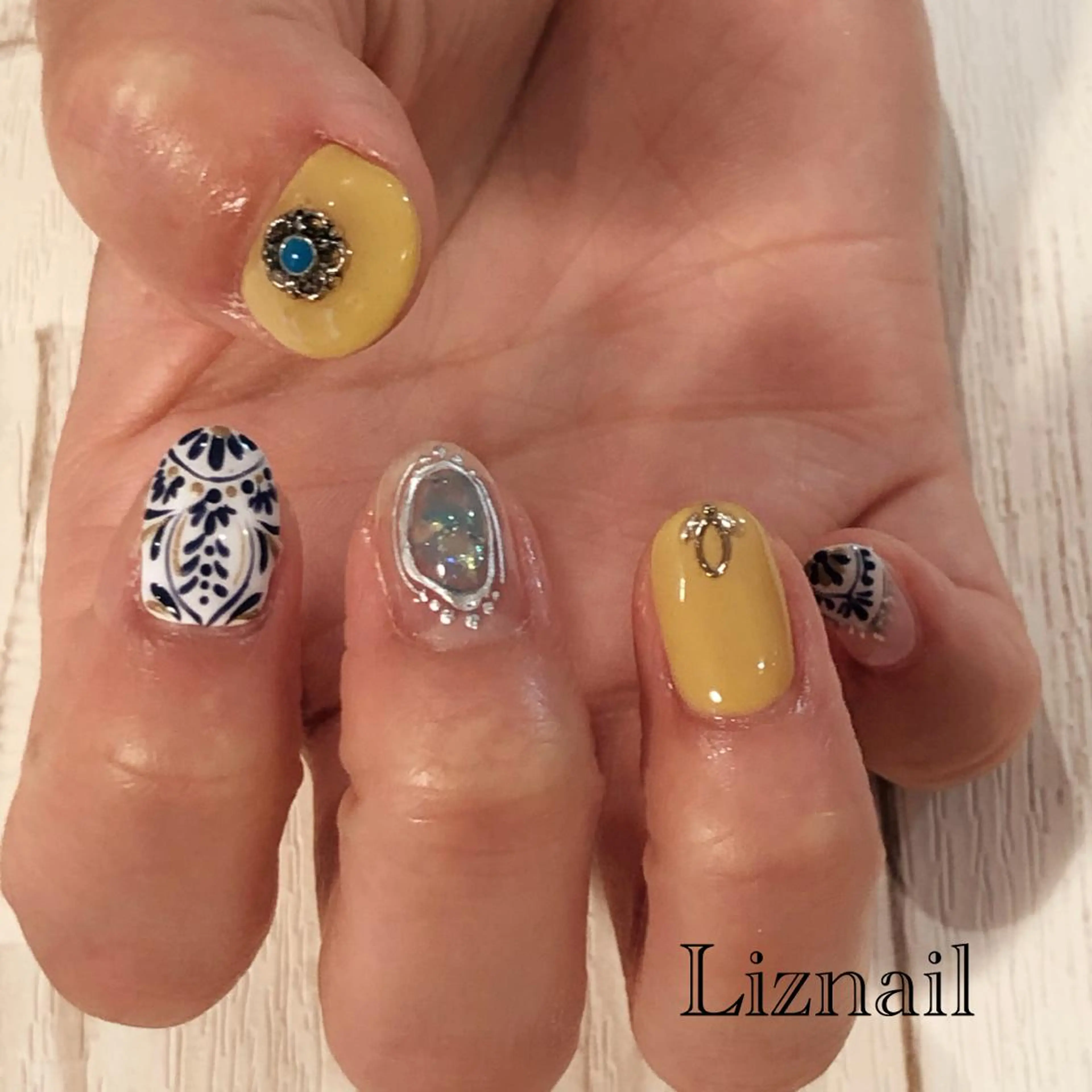 ネイル Rawr / saoriのネイルデザイン