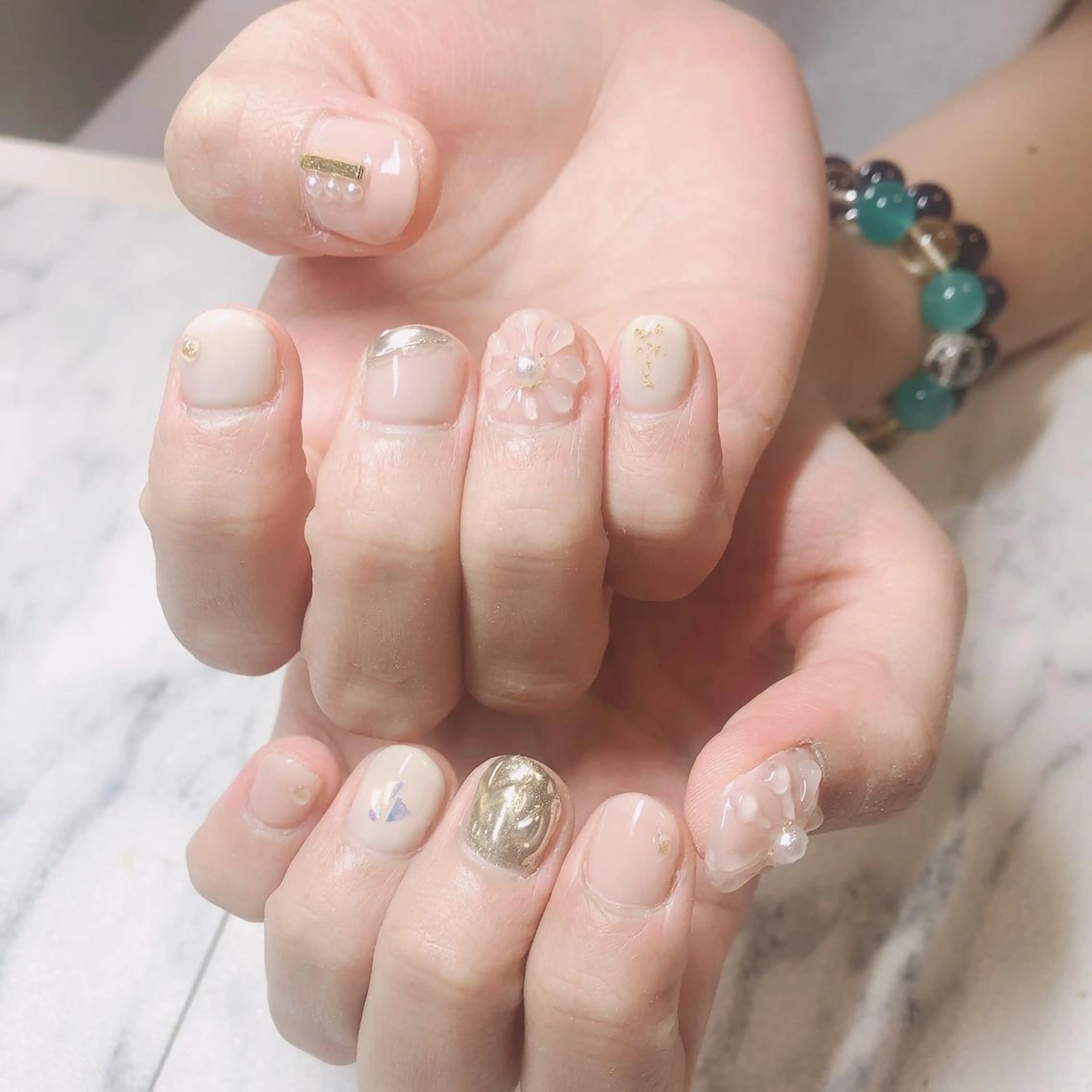 ネイル フラワーネイル ぷっくりネイル 結城 怜菜のネイルデザイン