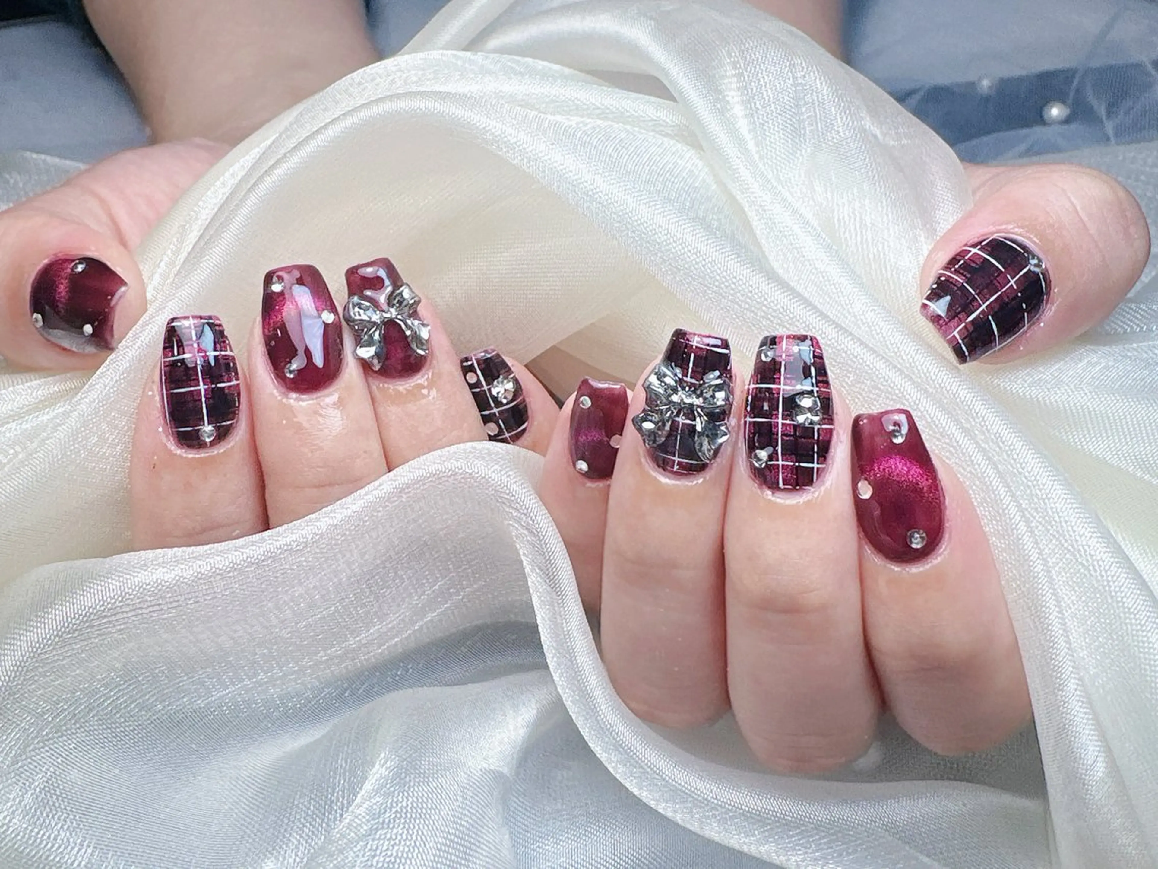 ネイル 長さ出し フレンチネイル ジェルネイル ガラスフレンチ 韓国ネイル HD Studioのネイルデザイン