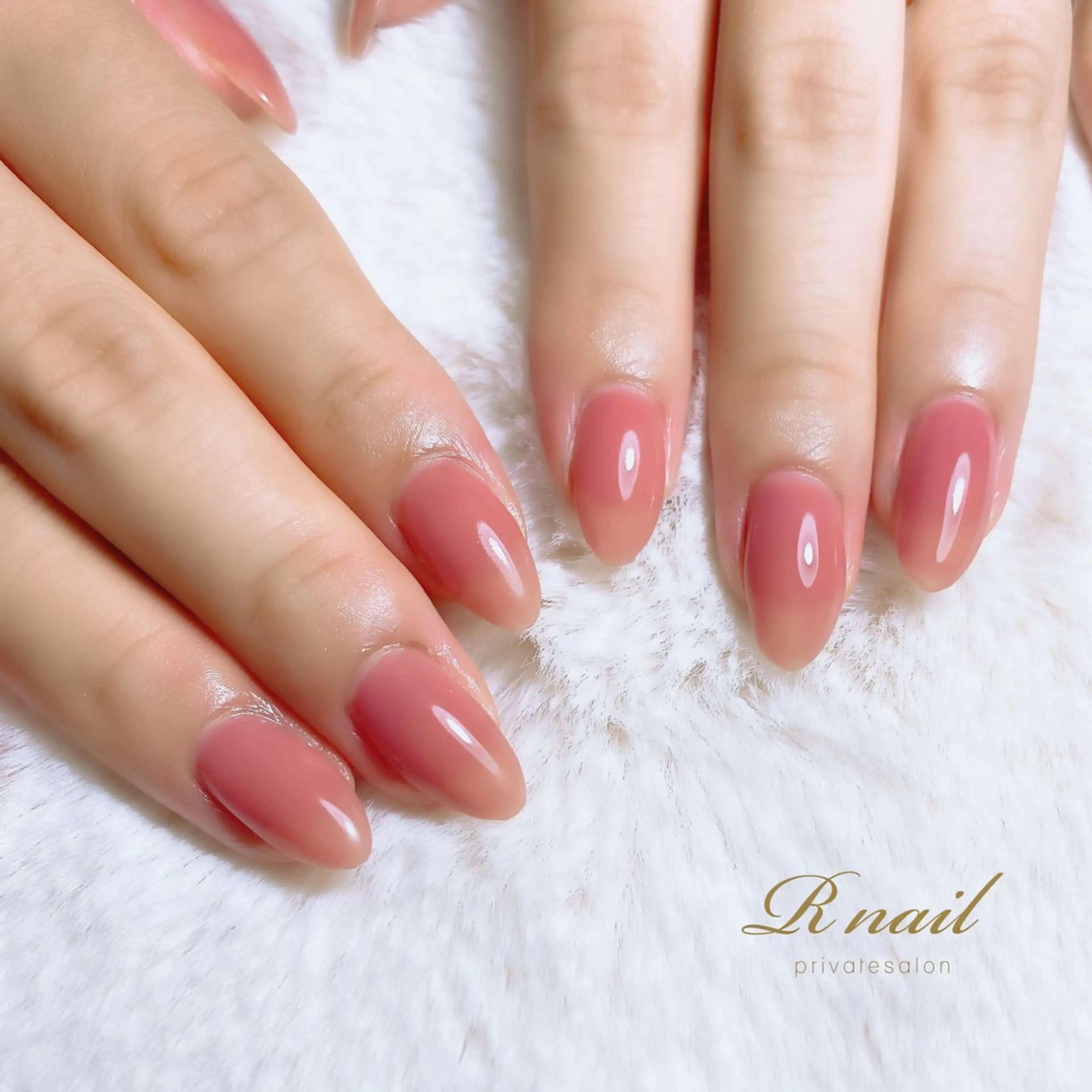 ネイル R nailのネイルデザイン