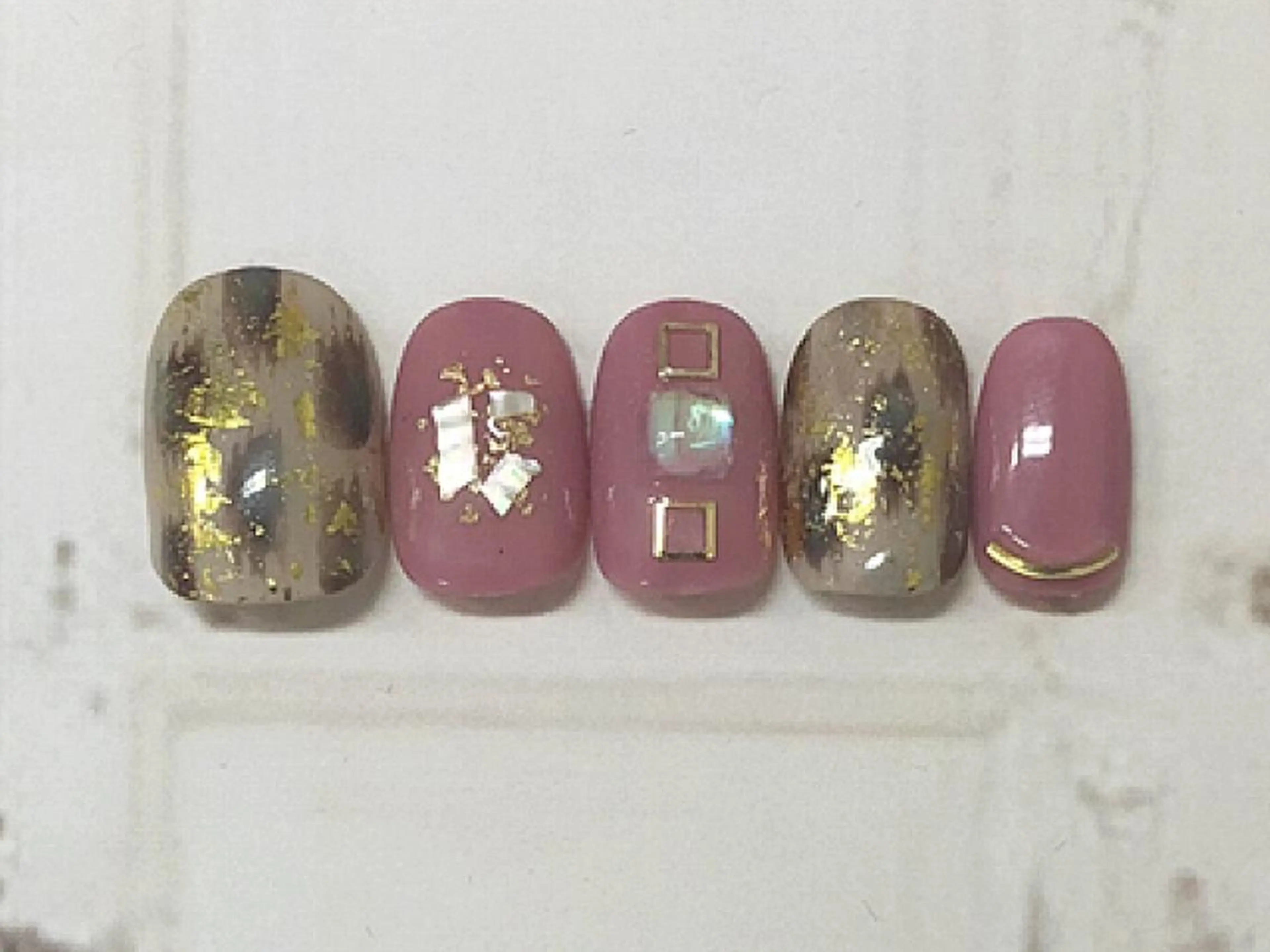 ショート カラー ネイル chéri sinagawaのネイルデザイン