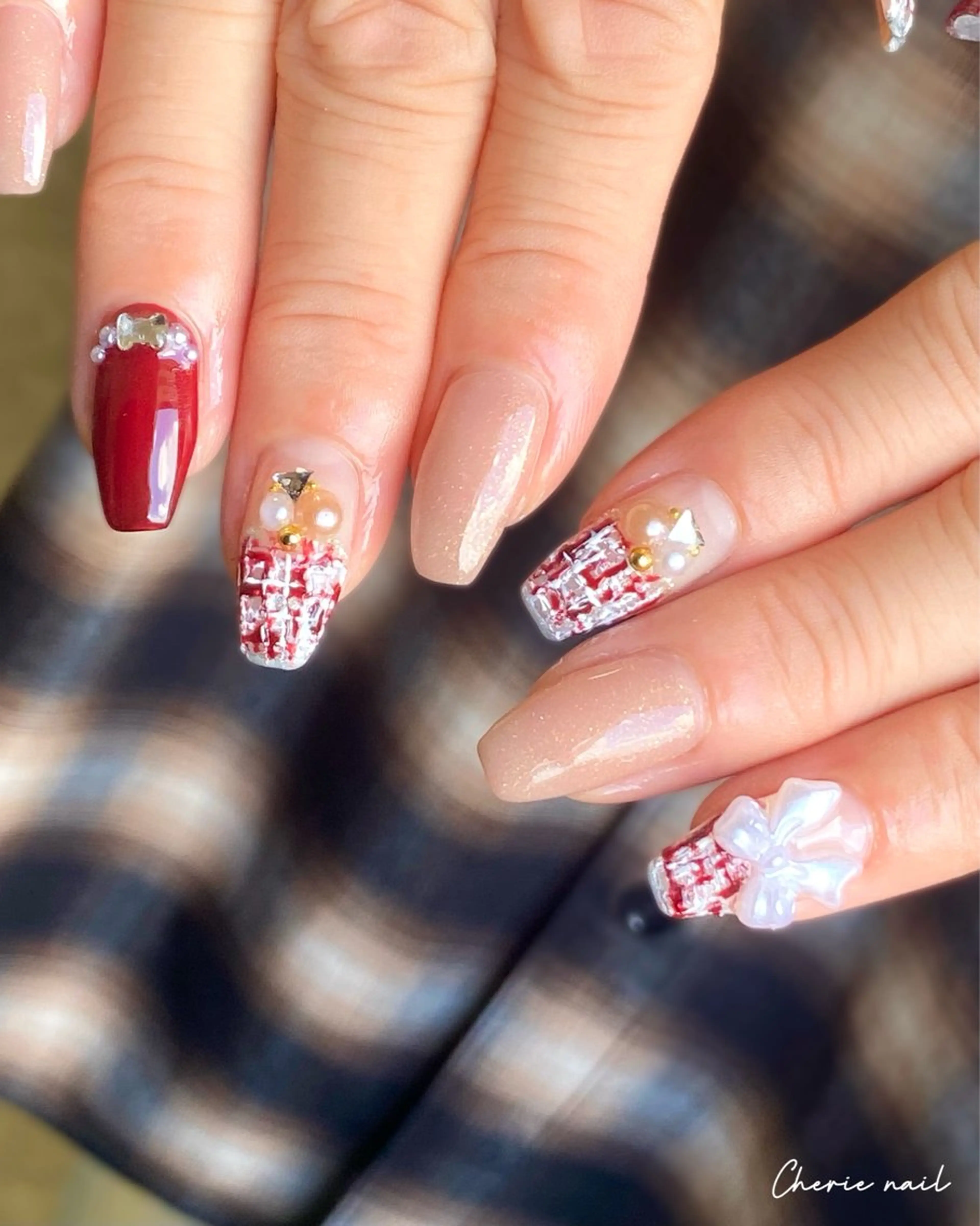 ネイル ボルドー ジェルネイル リボン ツイードネイル ハンドネイル Cherienail yunaのネイルデザイン