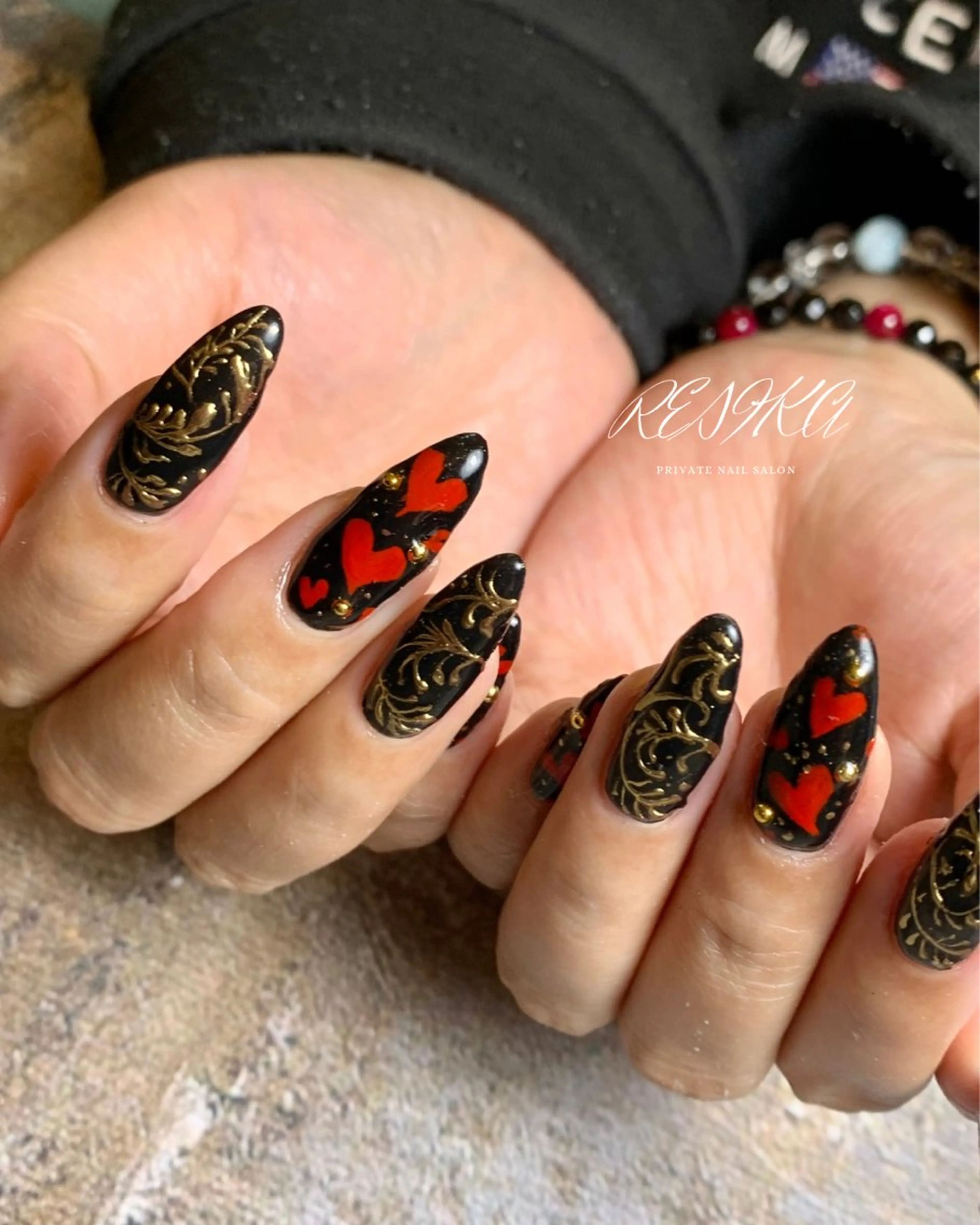 ネイル アートネイル ゴールド ハート ミラーネイル バレンタイン m mのネイルデザイン